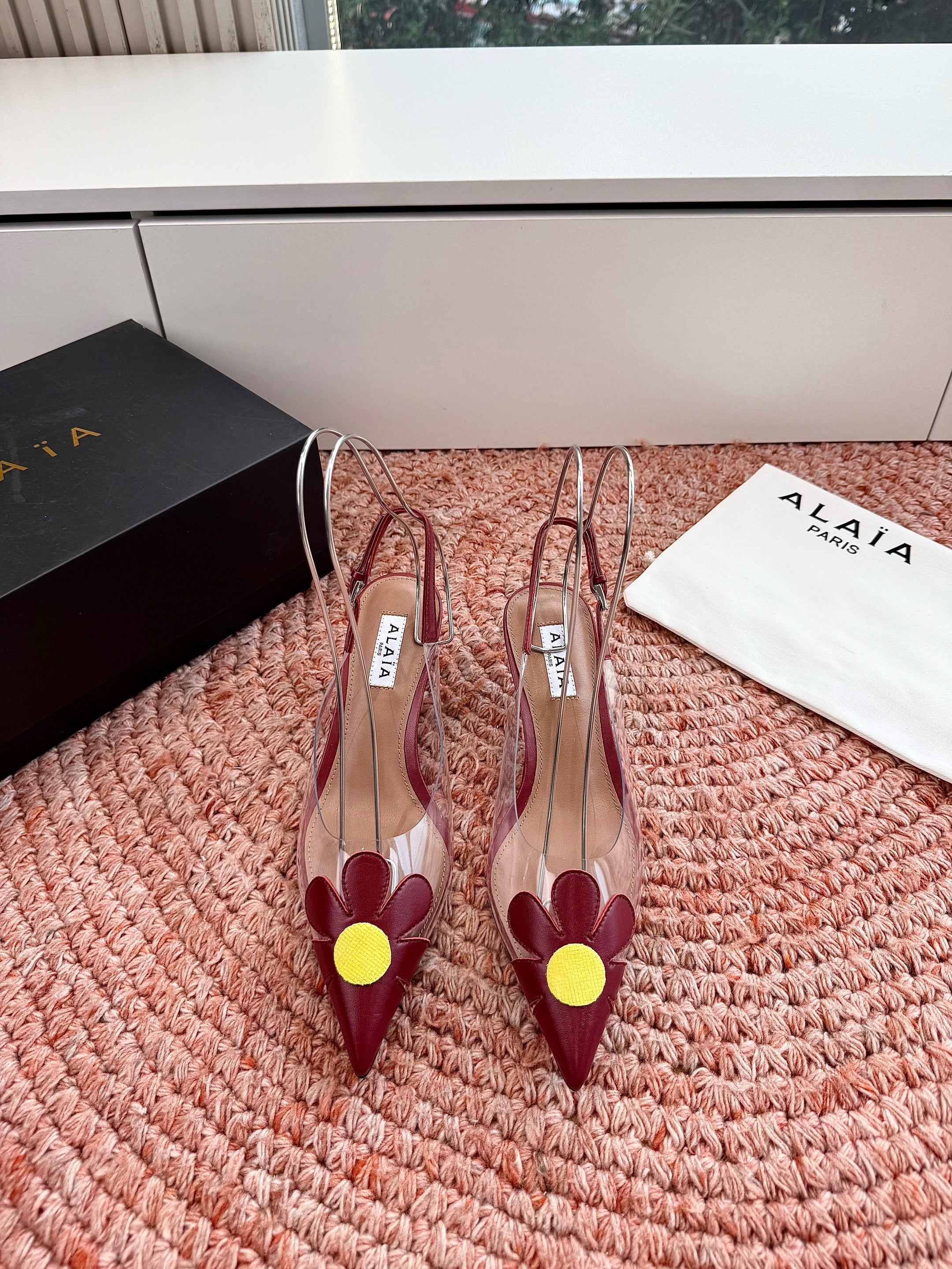 ALAIA 26S POINTED-TOE SLINGBACK HEELS IN DARK RED LAMBSKIN AND TRANSPARENT PVC