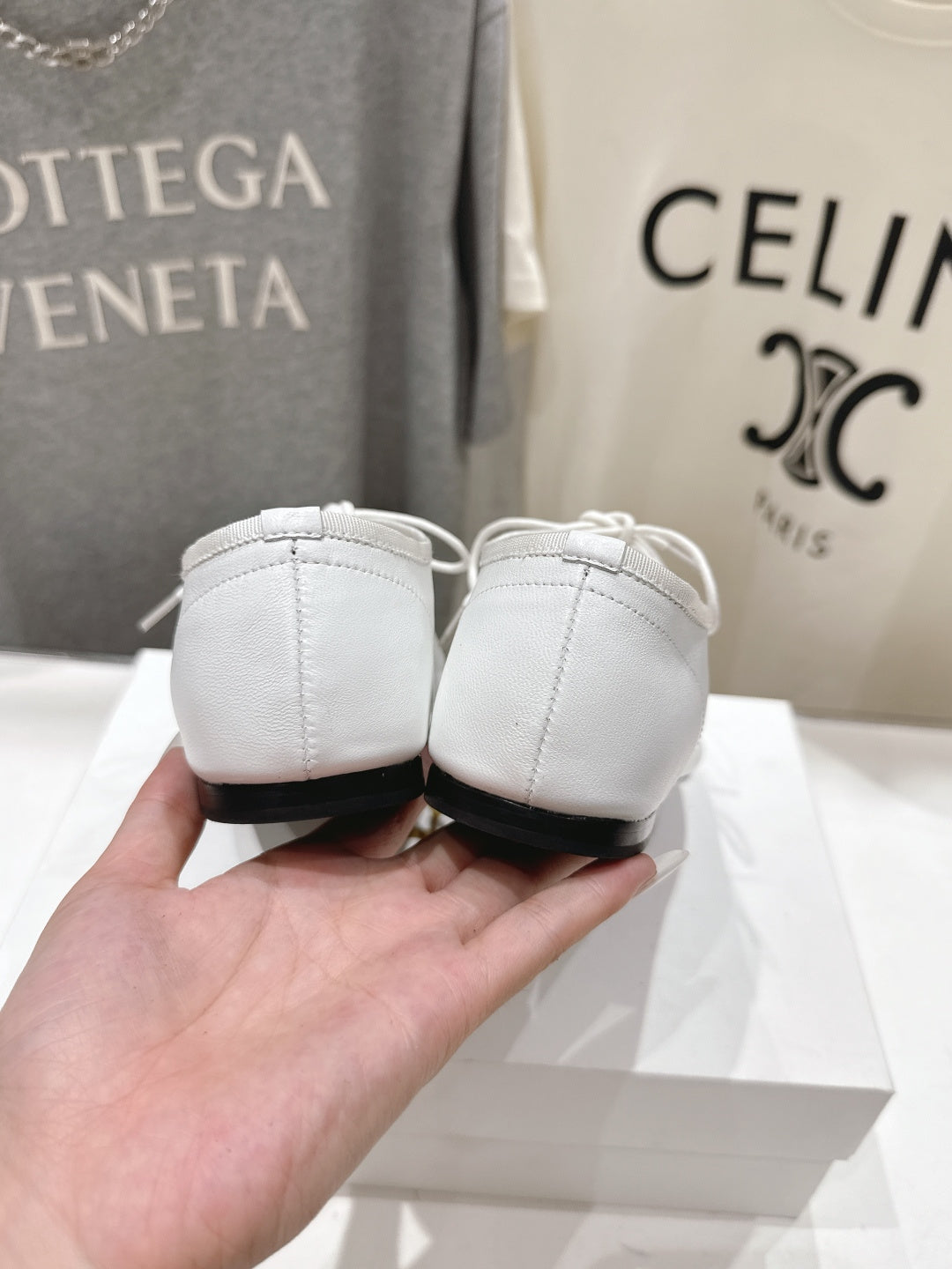 THE ROW 26S MINIMAL LACE-UP SHOES IN WHITE CALFSKIN