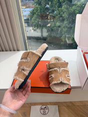 HM 26S SANDAL IN BEIGE WOOL AND CARAMEL BROWN SUEDE