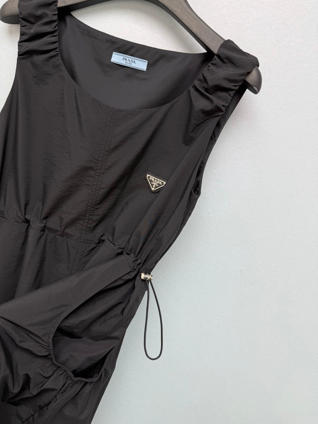 PRADA 26S SLEEVELESS WAISTED DRESS STYLE 889