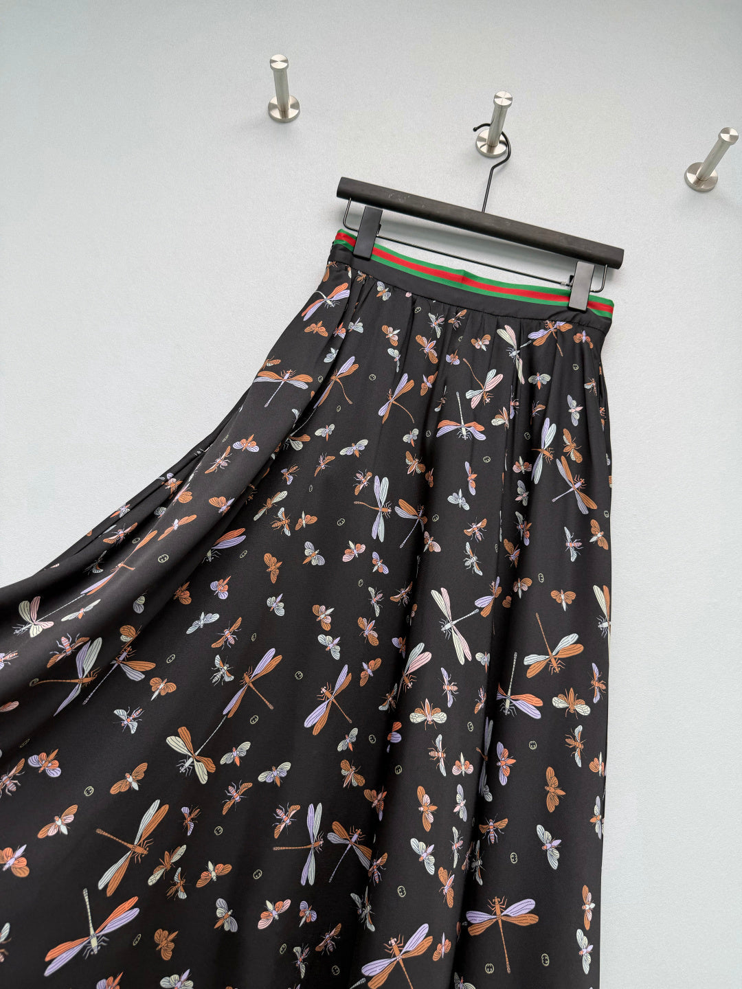GUCCI 26S SATIN MIDI SKIRT 365