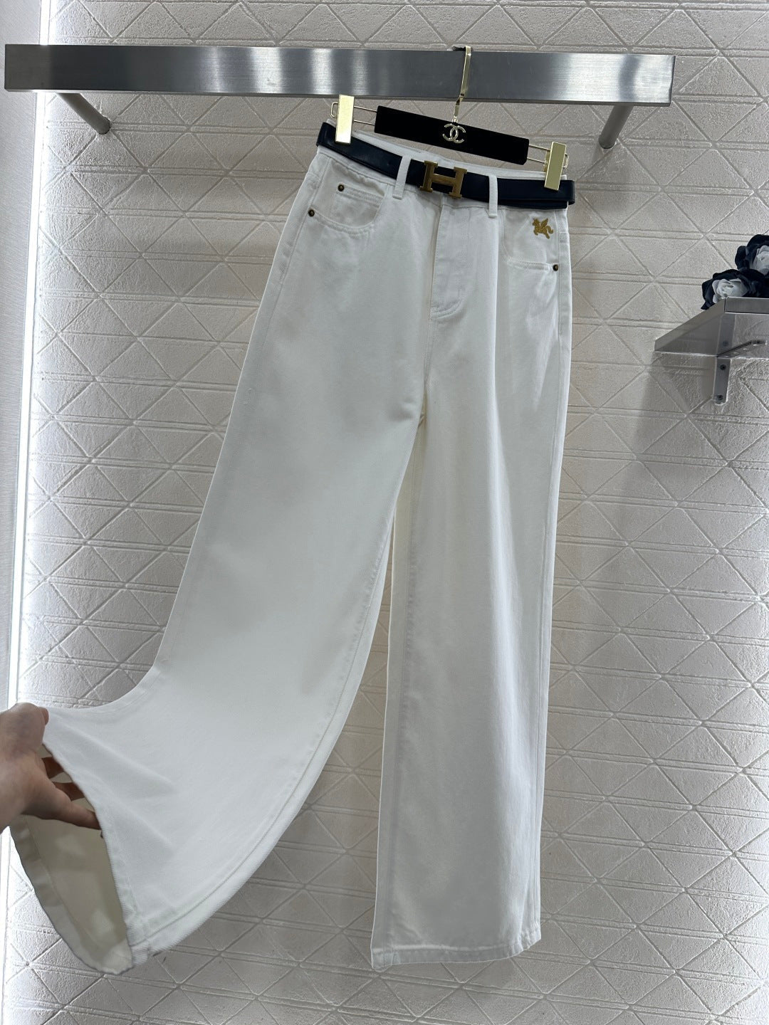 HERMES 25S HIGH-WAIST STRAIGHT JEANS 353