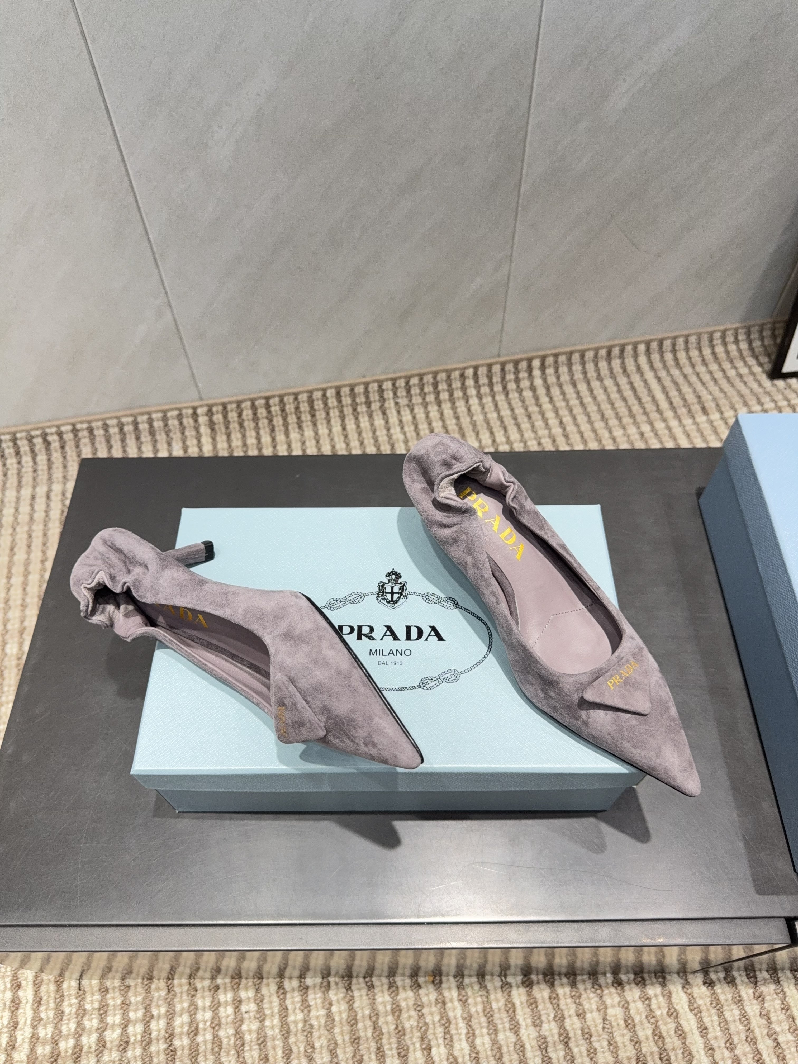 PRADA 26S PUMPS 55MM IN TAUPE BROWN SUEDE WITH LOGO