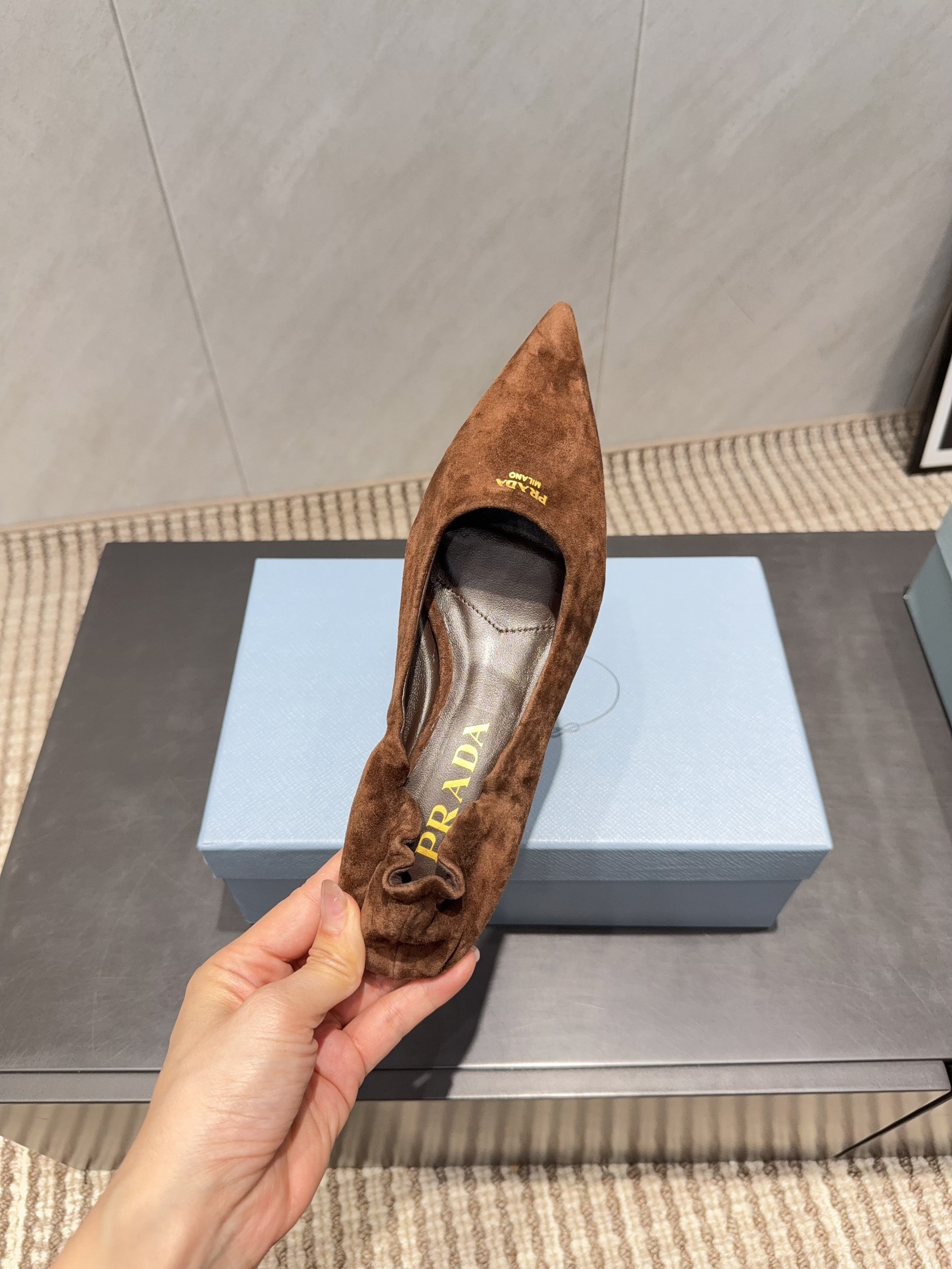 PRADA 26S PUMPS 55MM IN BROWN SUEDE