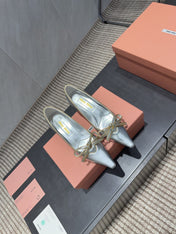 MIUMIU 26S POINTED TOE PUMPS 55MM IN SILVER CALFSKIN WITH BOW