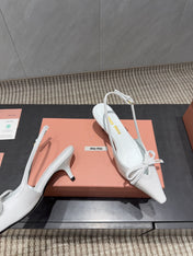 MIUMIU 26S SLINGBACK 55MM IN WHITE CALFSKIN WITH BOW