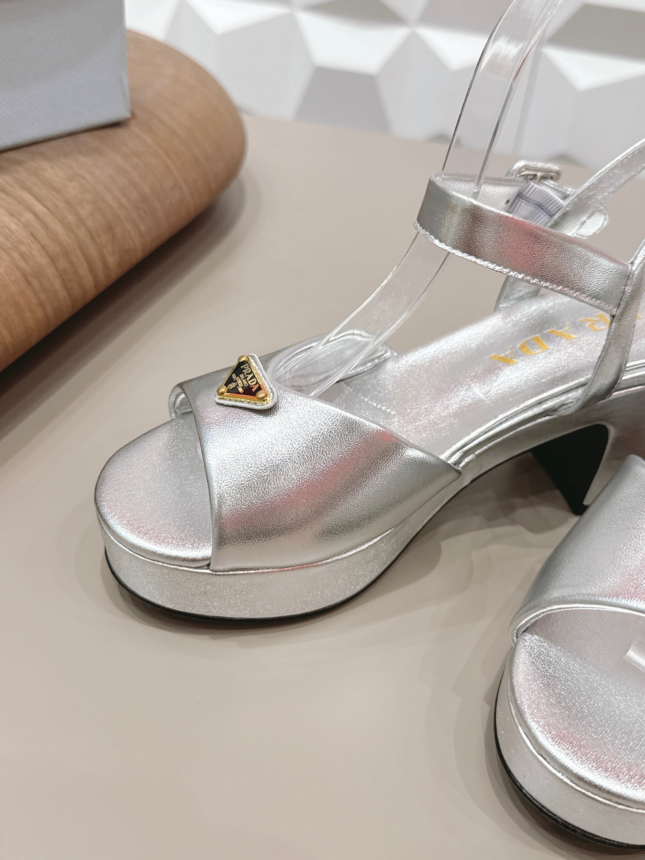 PRADA 26S HEELED SANDALS 75MM IN SILVER CALFSKIN WITH LOGO