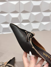 PRADA 26S POINTED TOE LACE TRIM MULES 55MM IN BLACK CALFSKIN WITH BOW