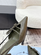 PRADA 26S POINTED-TOE HIGH HEELS 75MM IN OLIVE BROWN CALFSKIN WITH BOW