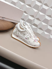 LOEWE 26S FLOW RUNNER SNEAKER IN WHITE FLORAL PATTERN SUEDE AND CALFSKIN
