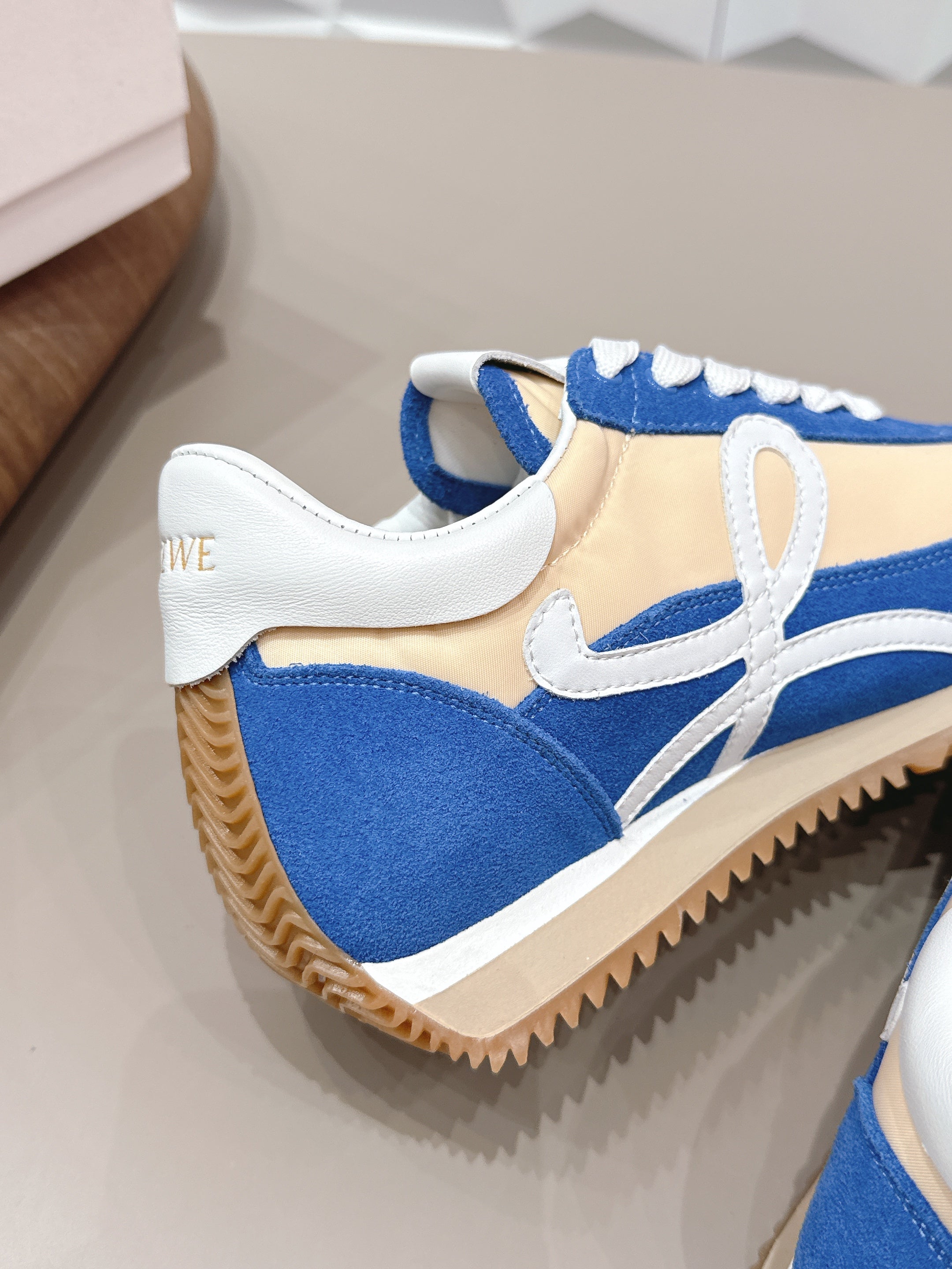LOEWE 26S FLOW RUNNER SNEAKER IN BLUE AND NUDE SUEDE AND WHITE CALFSKIN