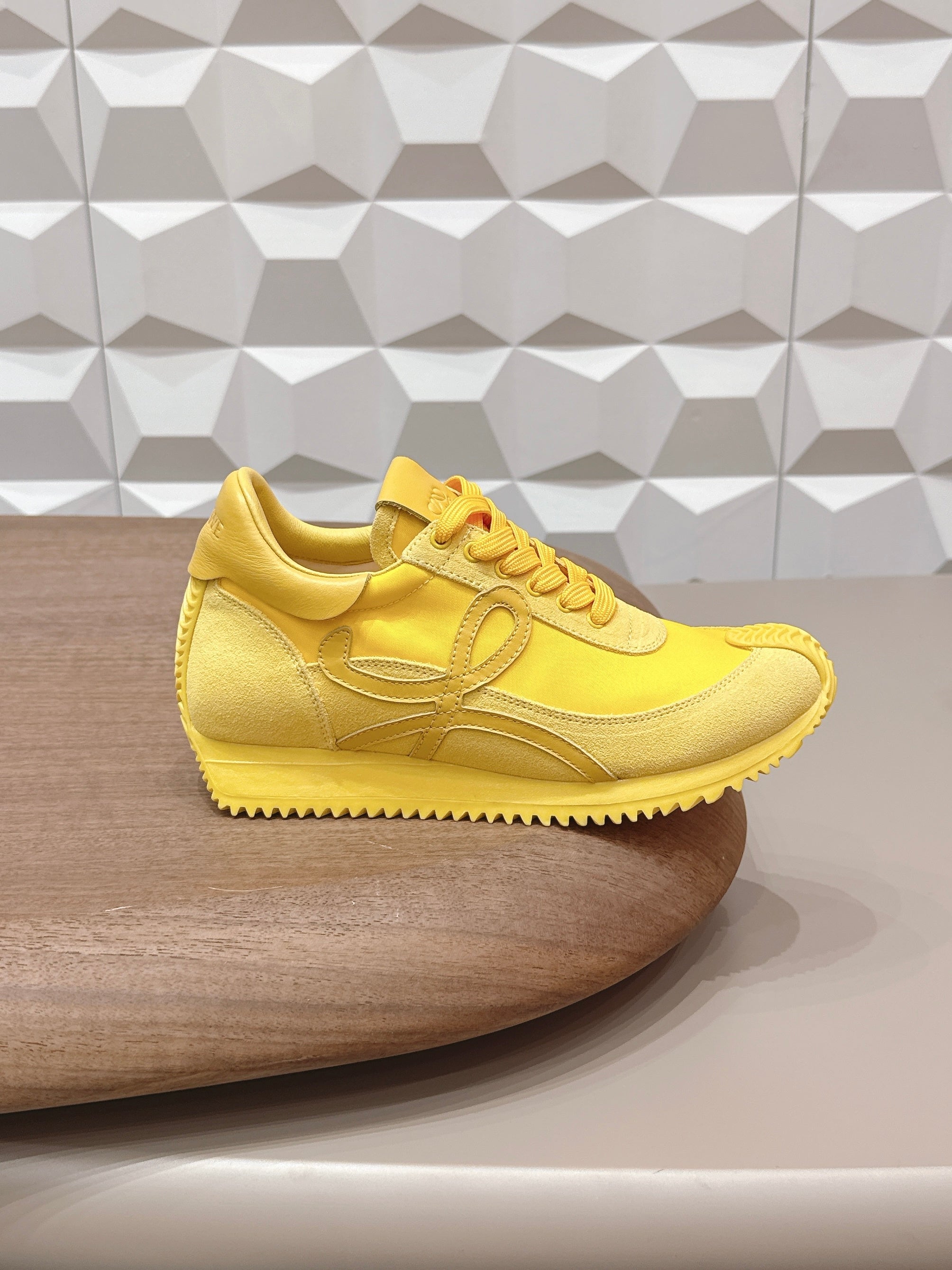 LOEWE 26S FLOW RUNNER SNEAKER IN YELLOW SUEDE AND CALFSKIN