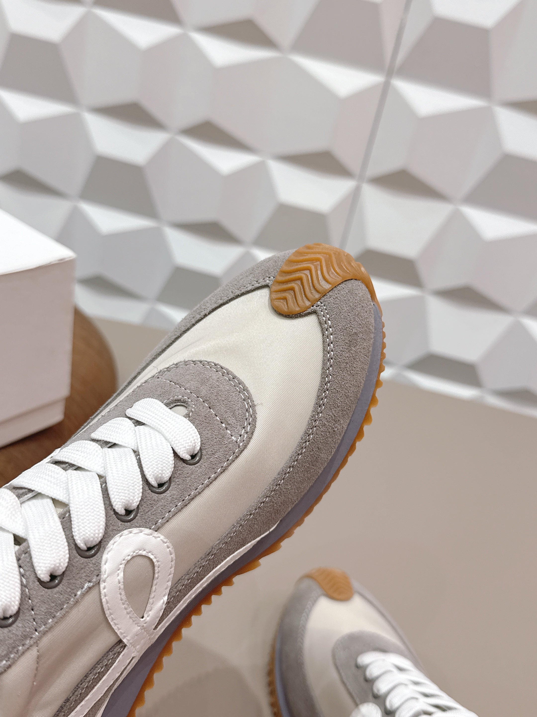 LOEWE 26S FLOW RUNNER SNEAKER IN DARK GRAY SUEDE AND WHITE CALFSKIN