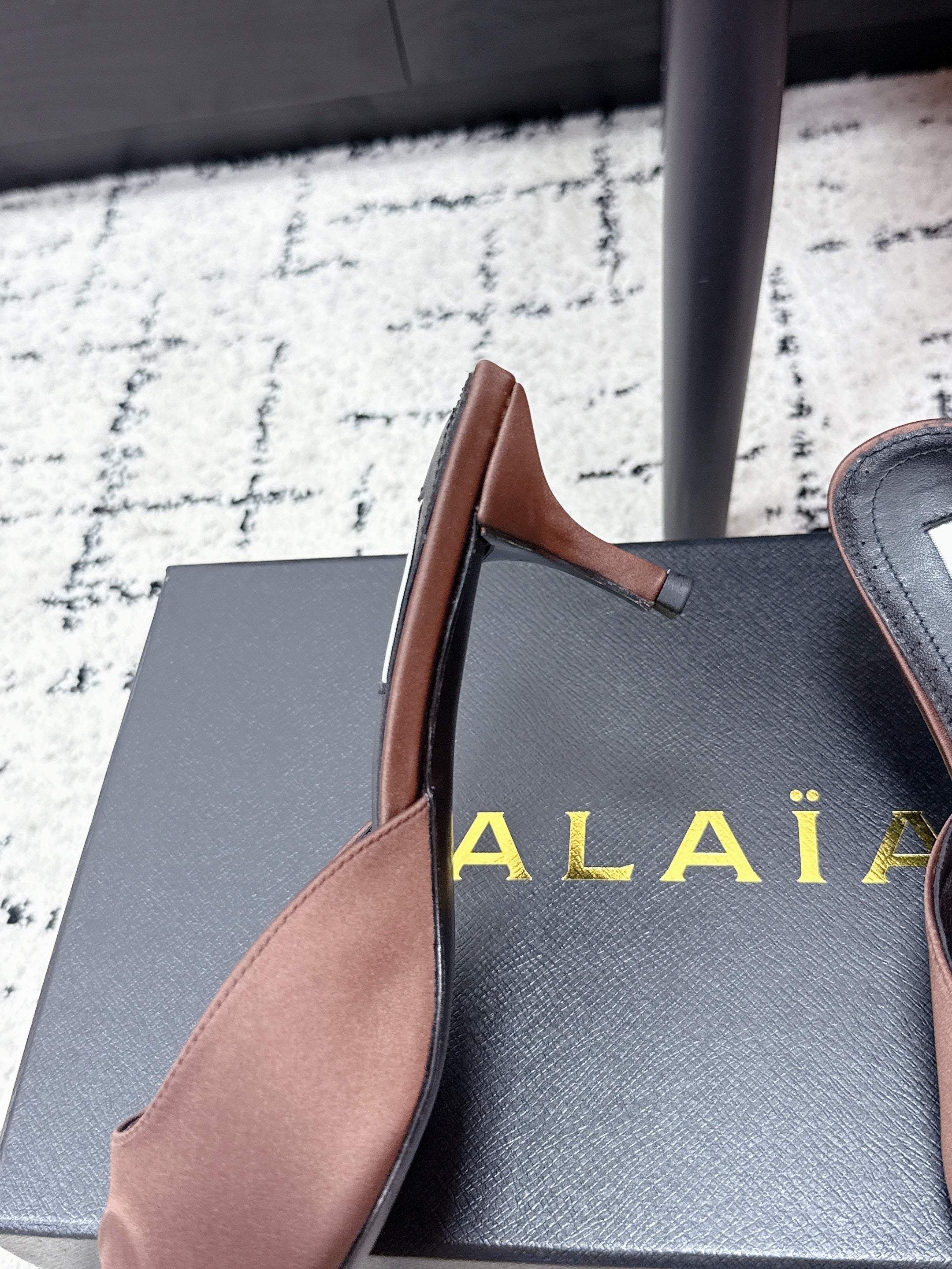 ALAIA 26S HEELED MULES 65 MM IN CHOCOLATE BROWN SATIN