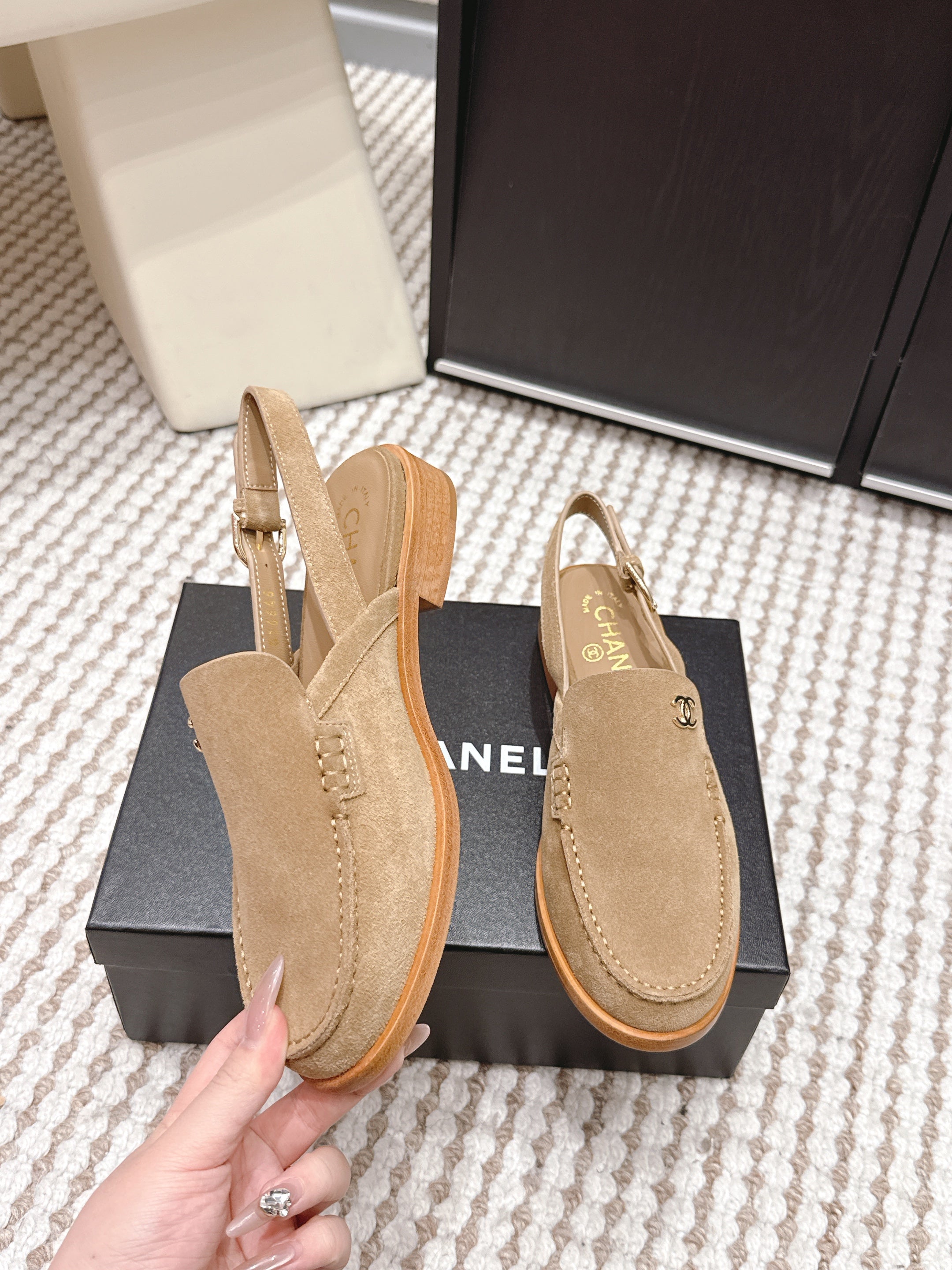 CHANEL 26S SLINGBACK LOAFERS IN LIGHT BROWN SUEDE