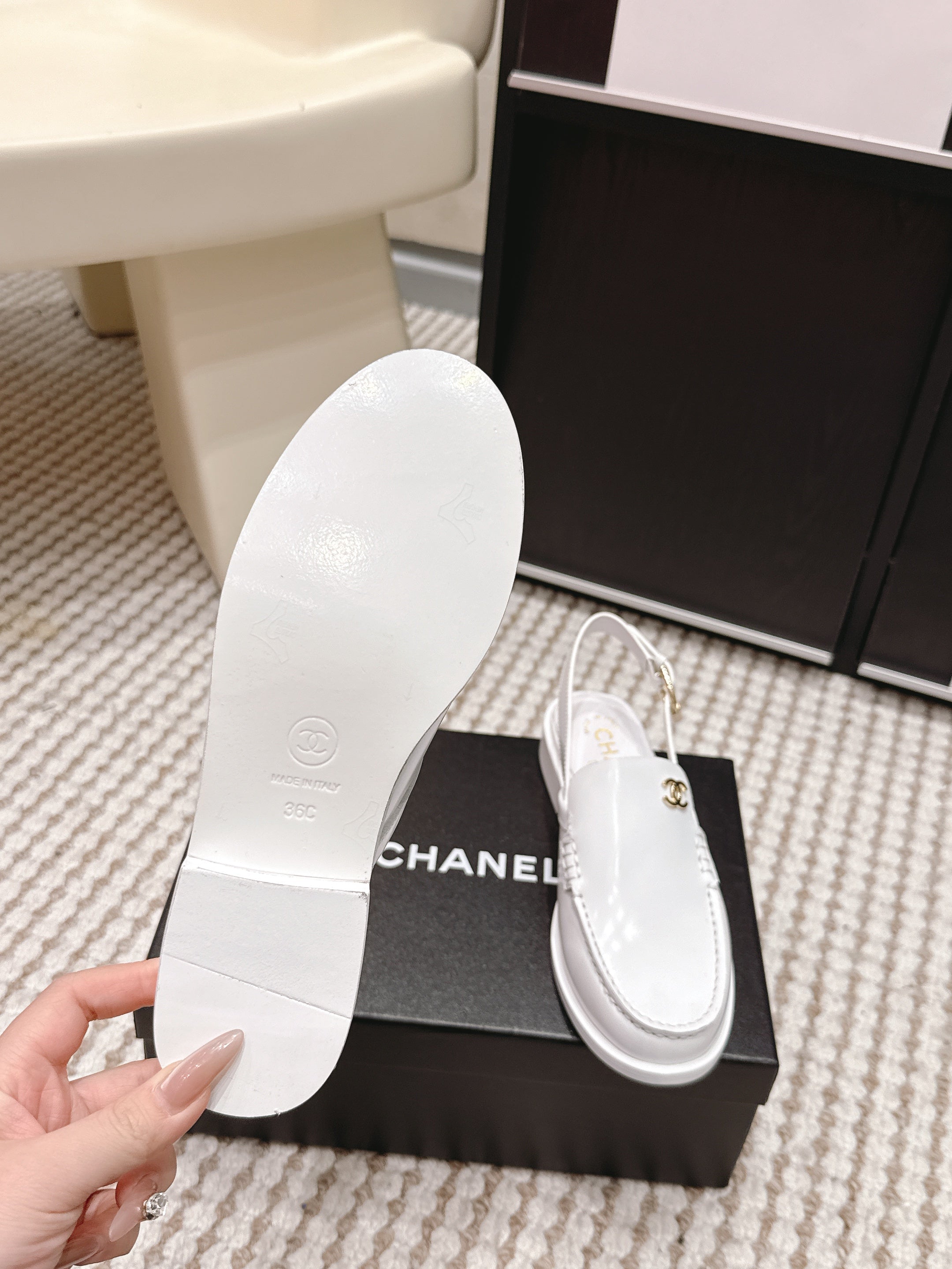 CHANEL 26S SLINGBACK LOAFERS IN WHITE GLOSSY CALFSKIN