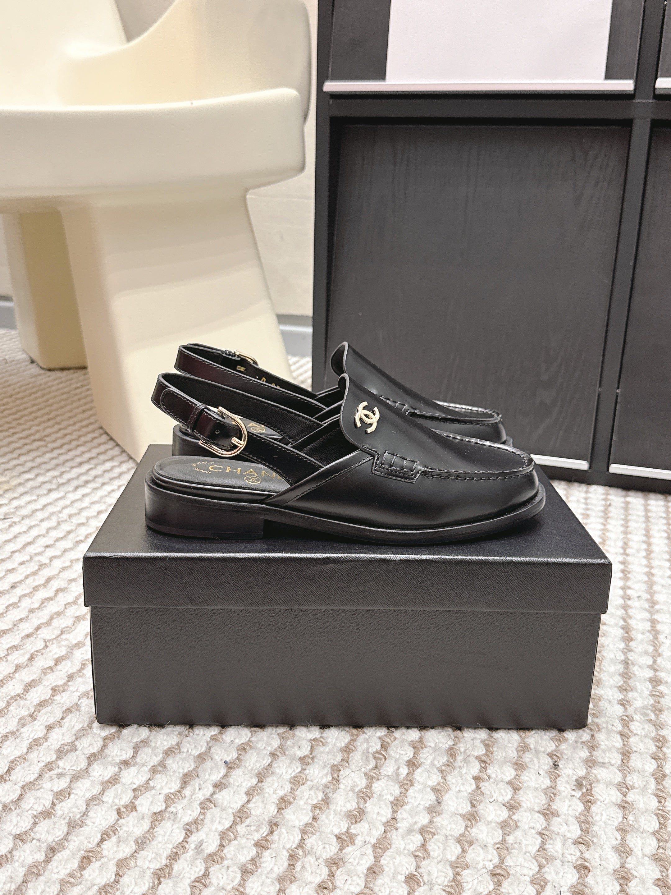 CHANEL 26S SLINGBACK LOAFERS IN BLACK CALFSKIN