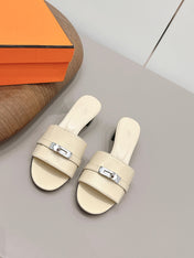 HM 26S KELLY HEEL SANDAL 50MM IN LIGHT YELLOW CALFSKIN SILVER HARDWARE