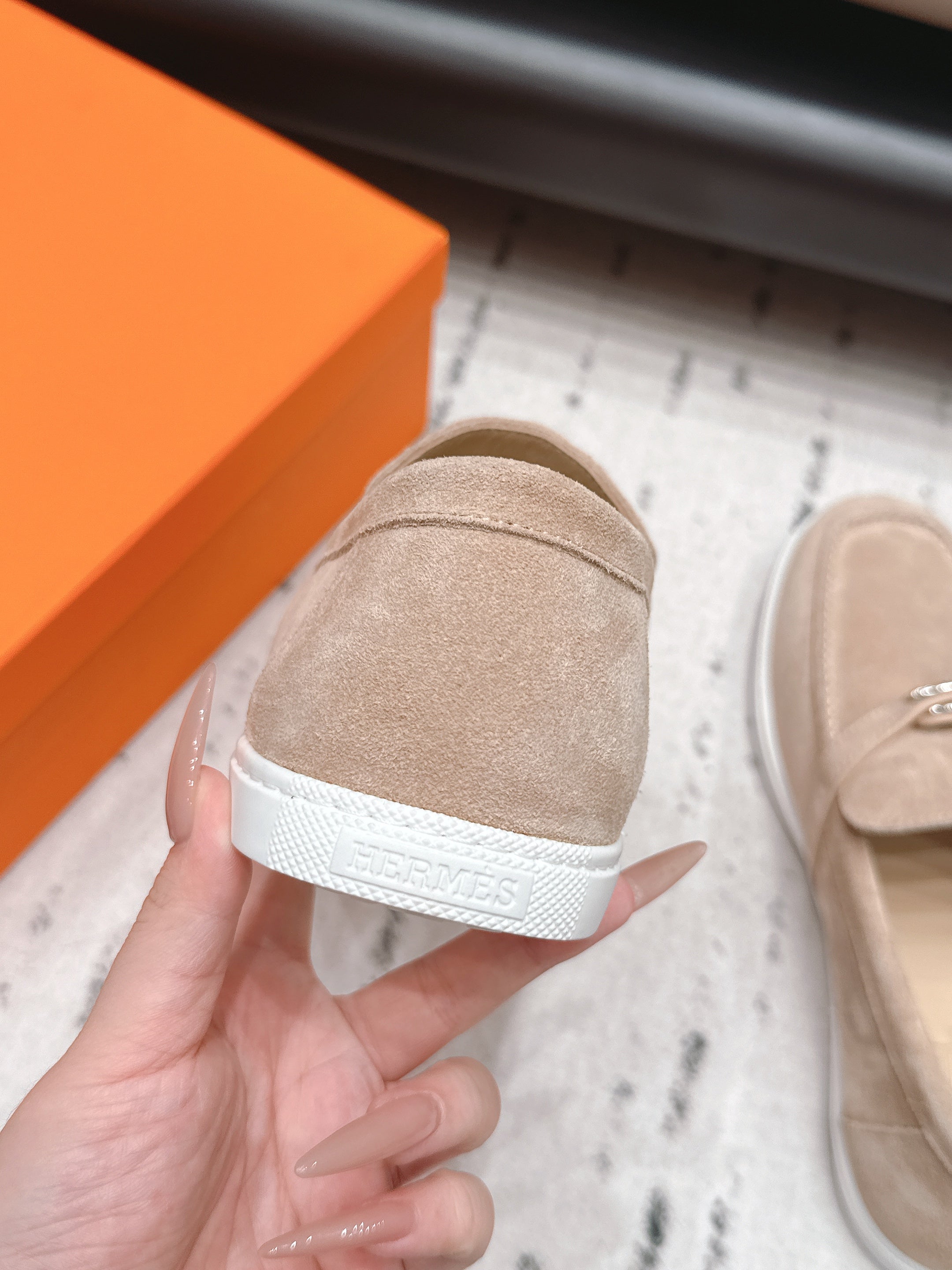 HM 26S KELLY PARIS LOAFERS IN SAND BROWN SUEDE SILVER HARDWARE