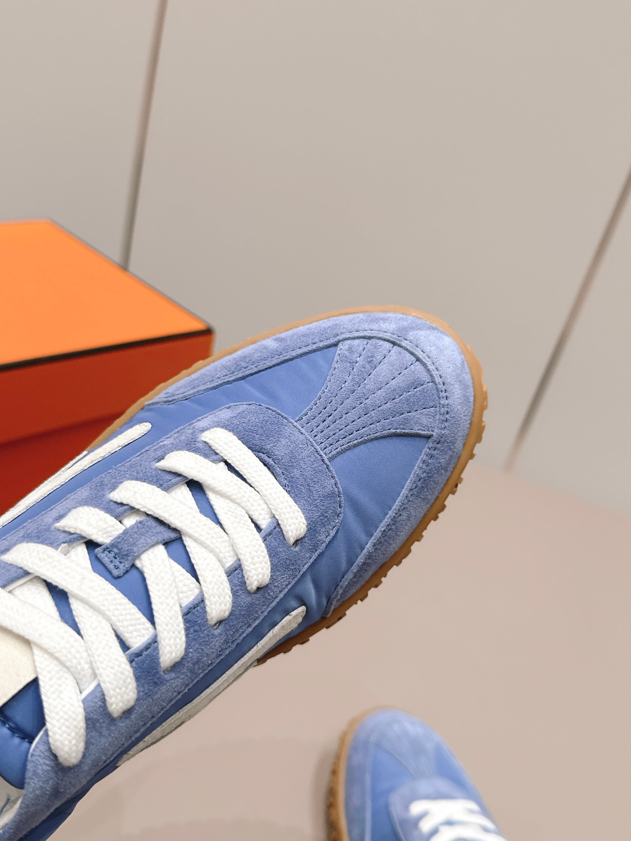 HM 26S BOUNCING SNEAKERS IN BLUE NYLON AND SUEDE