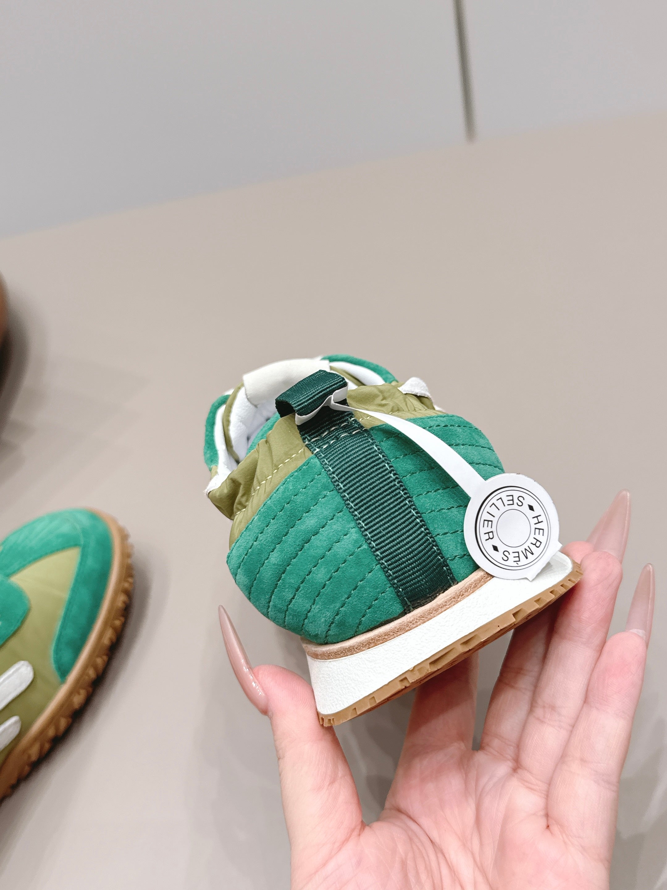 HM 26S BOUNCING SNEAKERS IN GREEN NYLON AND SUEDE