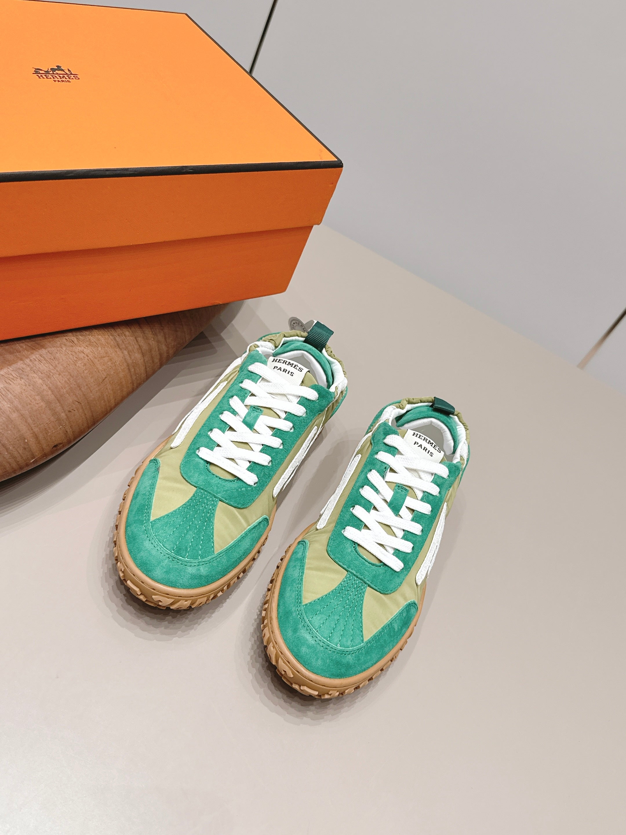 HM 26S BOUNCING SNEAKERS IN GREEN NYLON AND SUEDE