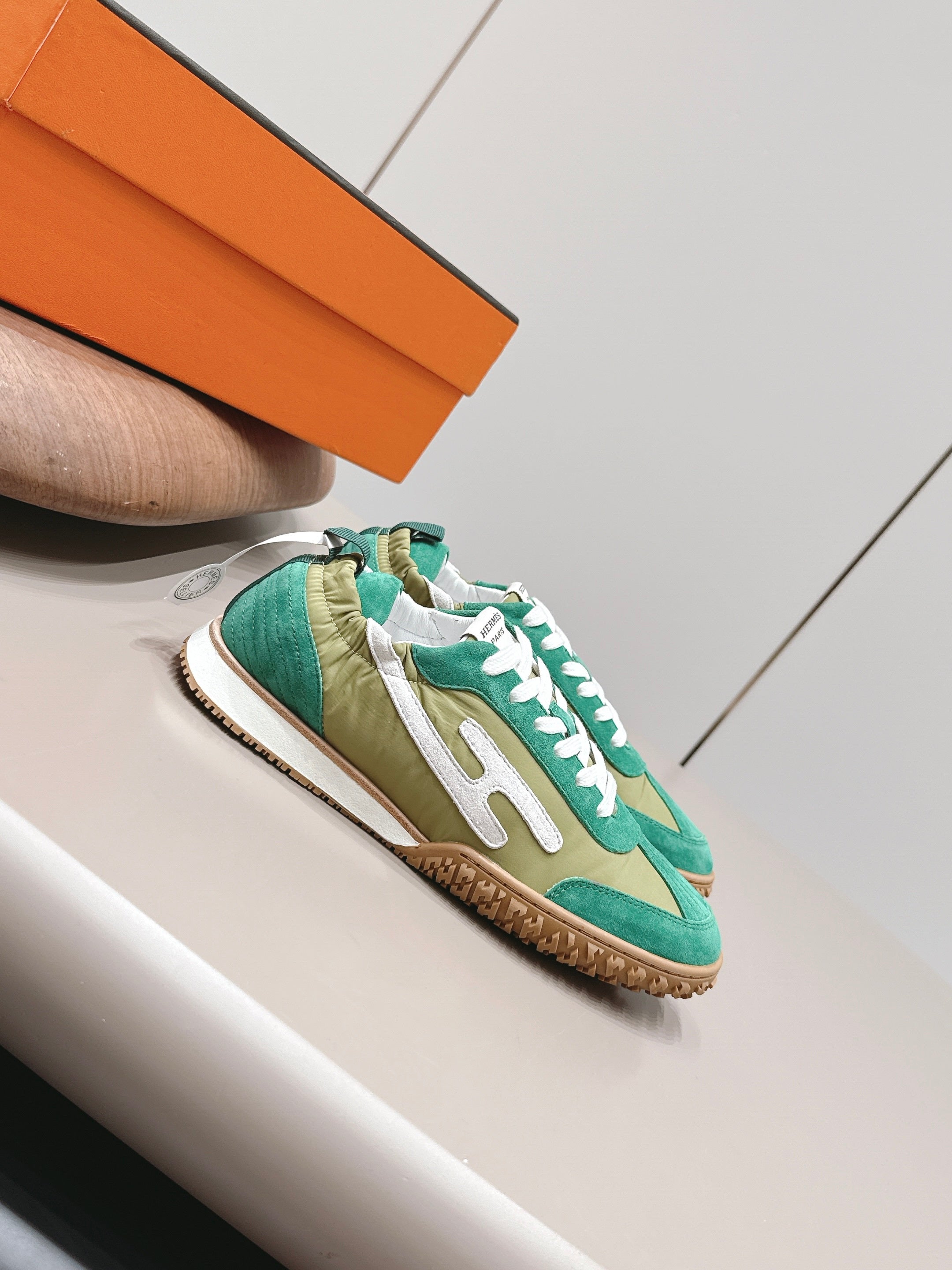 HM 26S BOUNCING SNEAKERS IN GREEN NYLON AND SUEDE