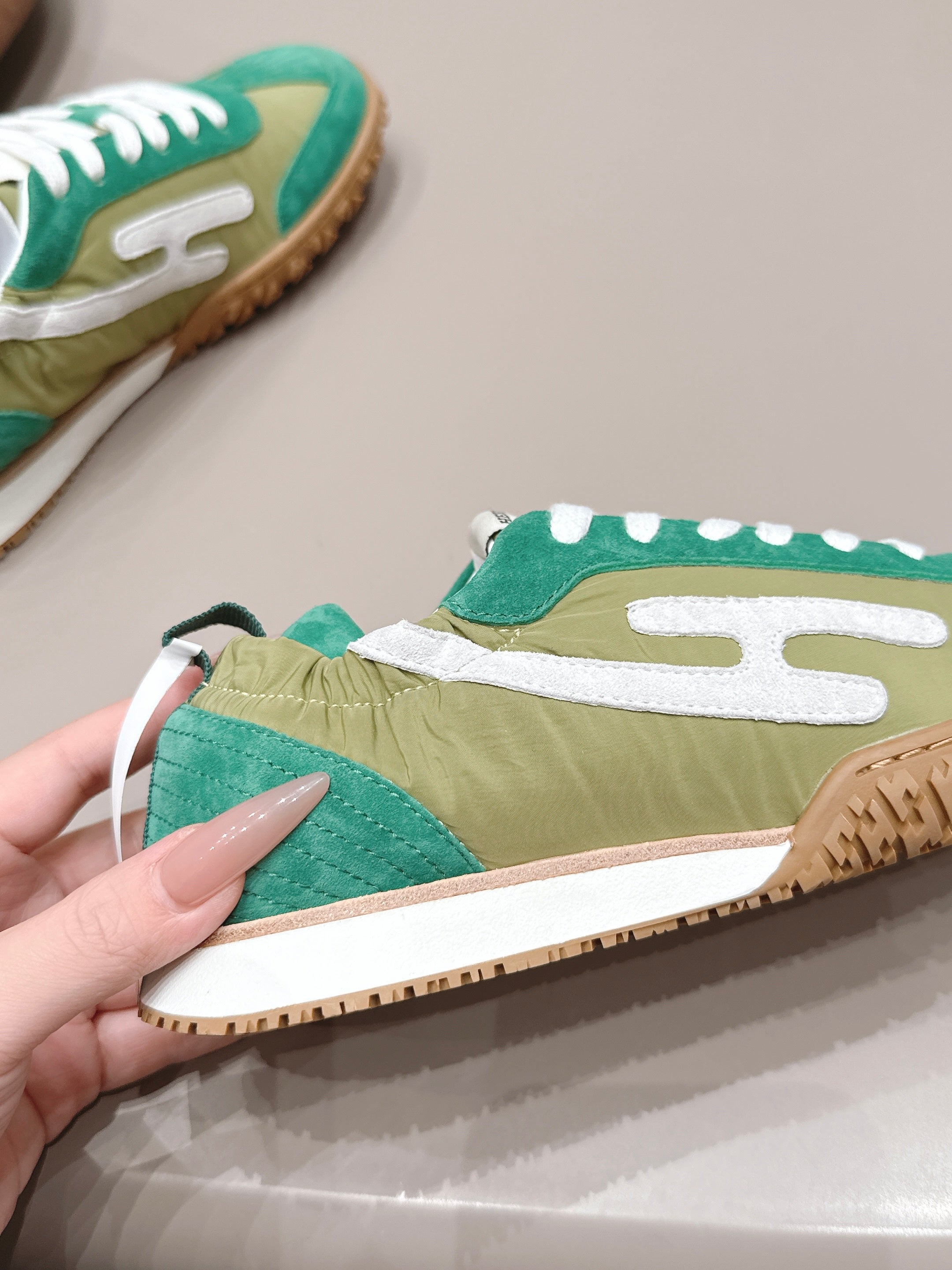 HM 26S BOUNCING SNEAKERS IN GREEN NYLON AND SUEDE