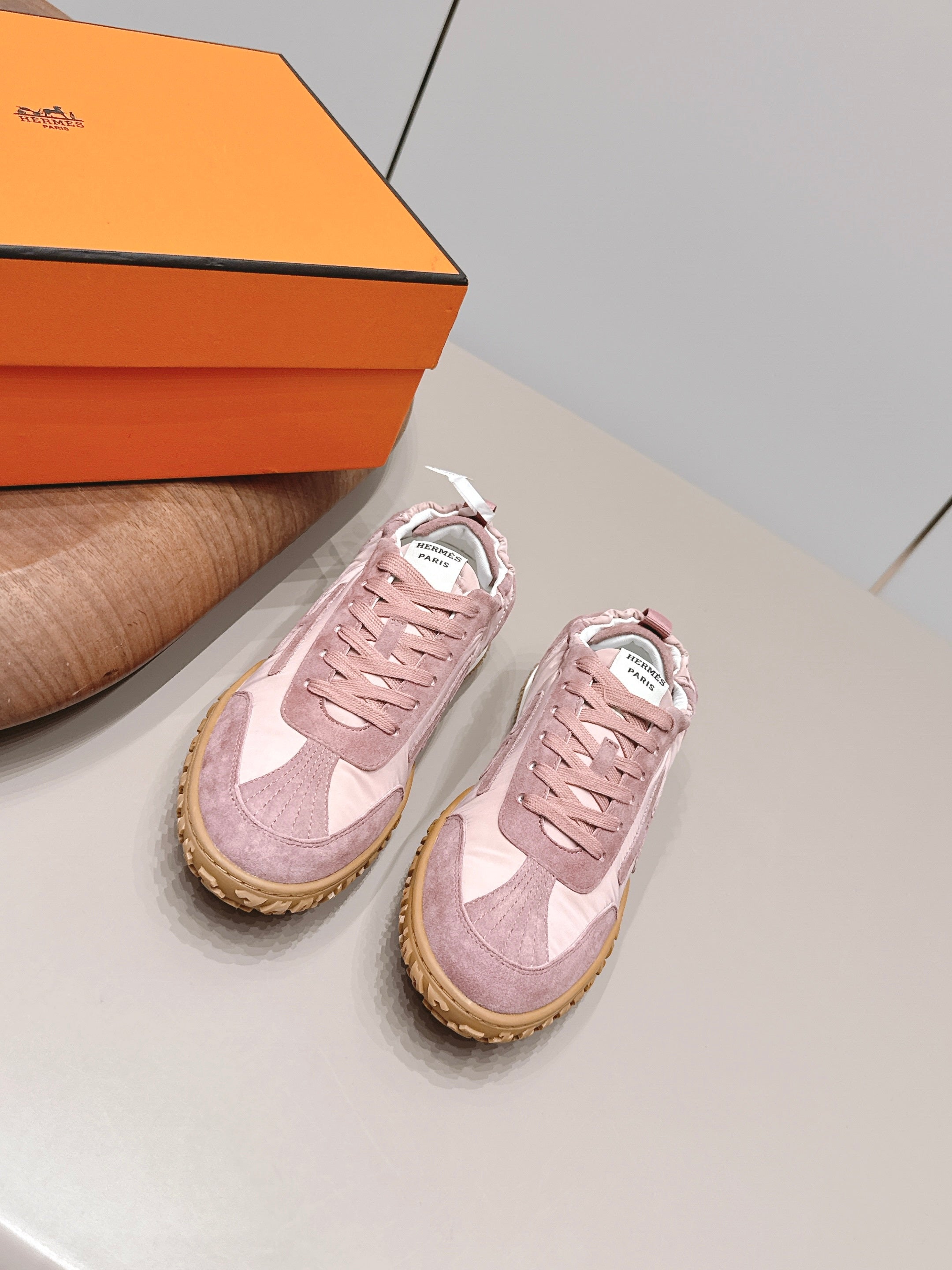 HM 26S BOUNCING SNEAKERS IN PINK NYLON AND SUEDE