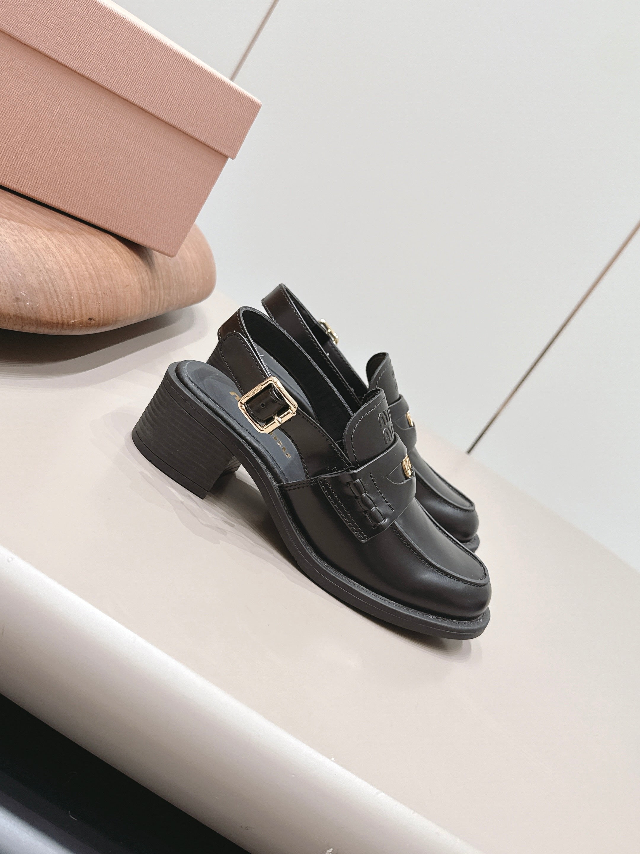MIUMIU 26S BLOCK HEEL PENNY SLINGBACK LOAFERS 50MM IN BLACK CALFSKIN