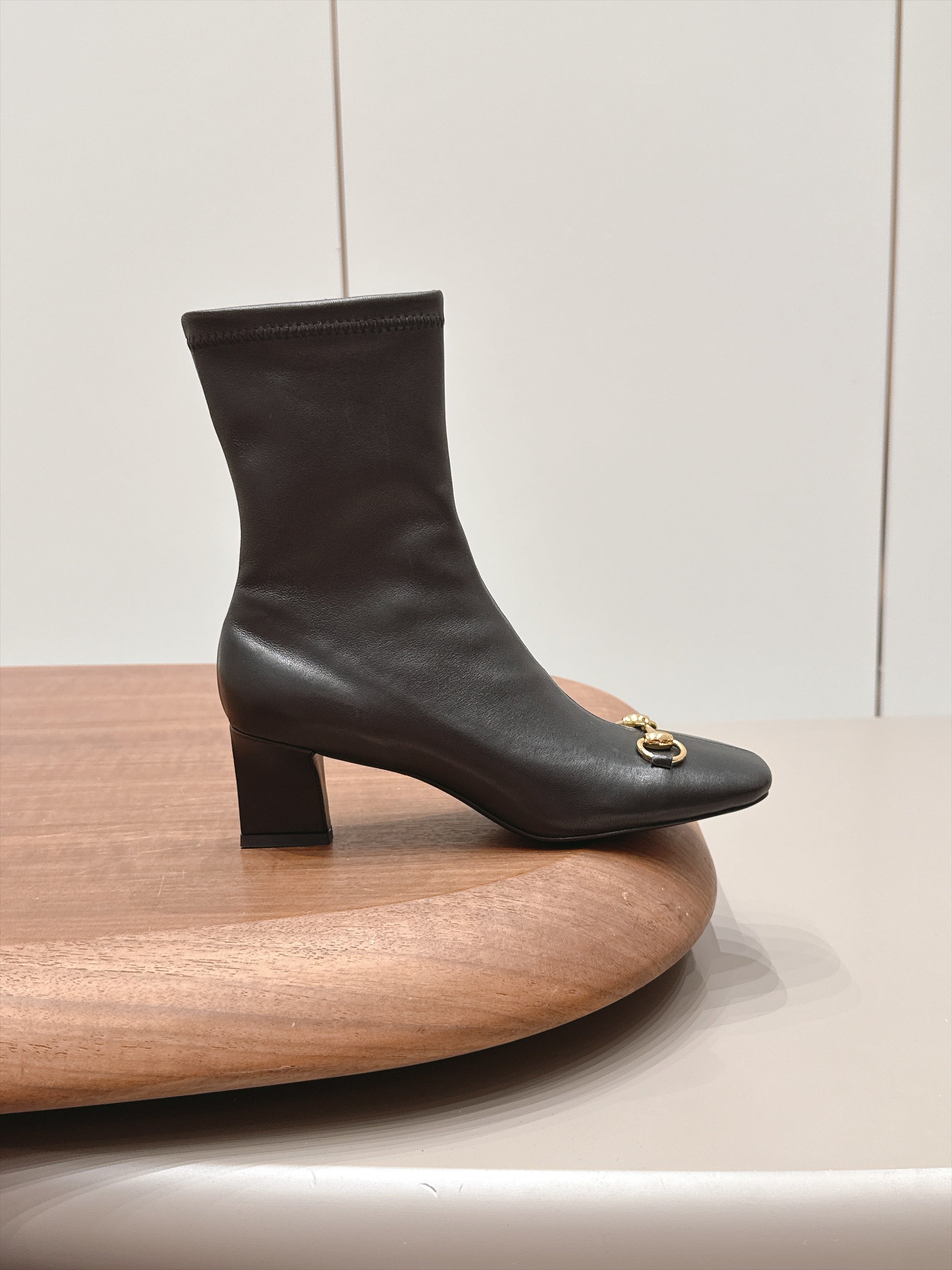 GUCCI 26S ANKLE BOOTS 55 MM IN BLACK LAMBSKIN