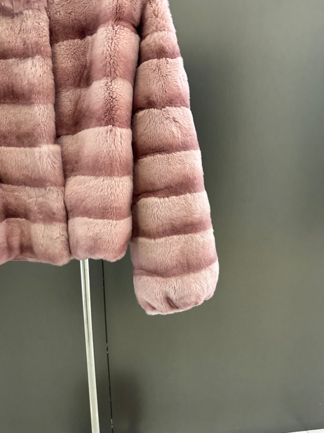 DIOR 25S RABBIT FUR JACKET 736