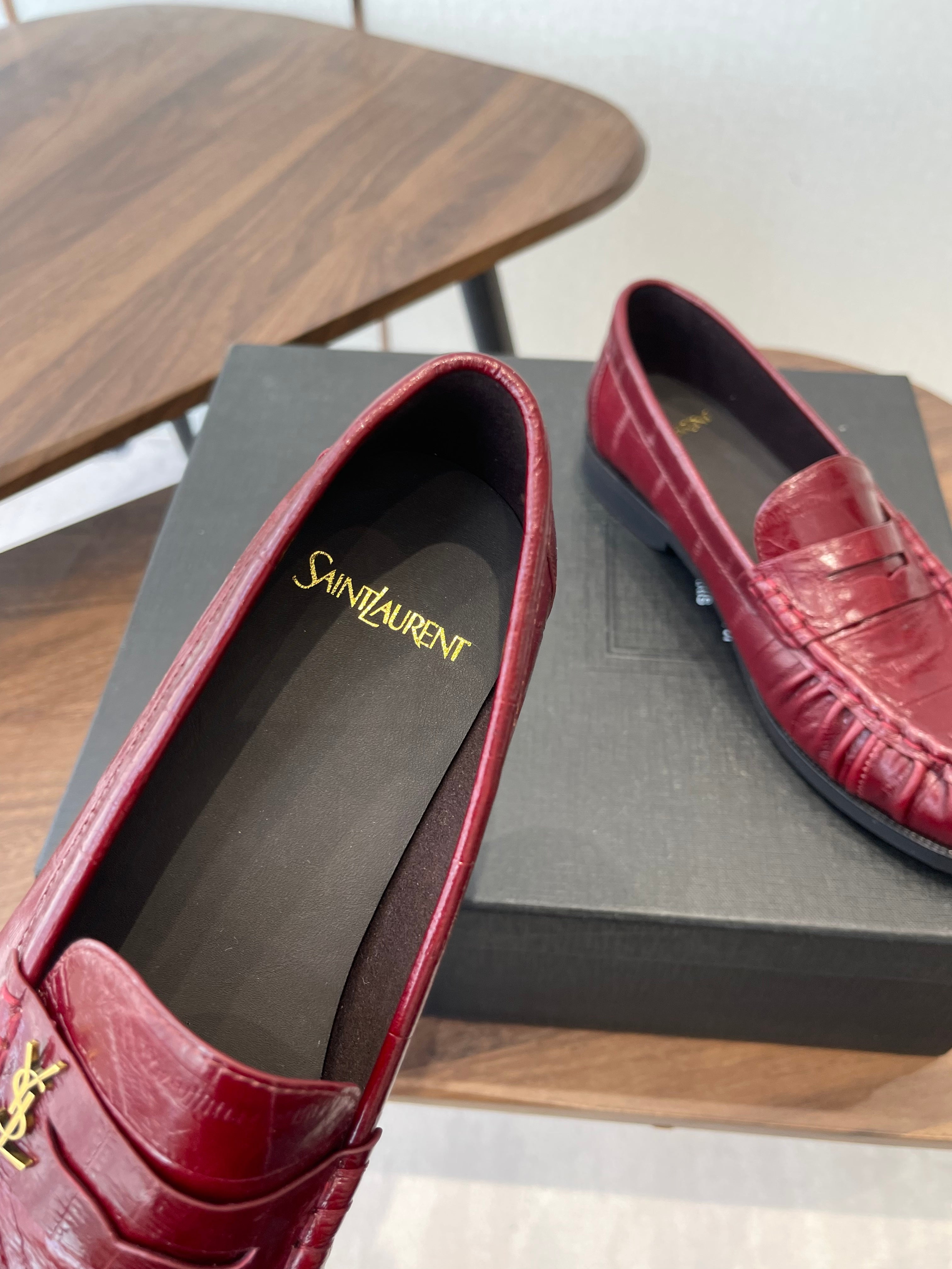 YSL 26S LOAFER IN DARK RED CALFSKIN