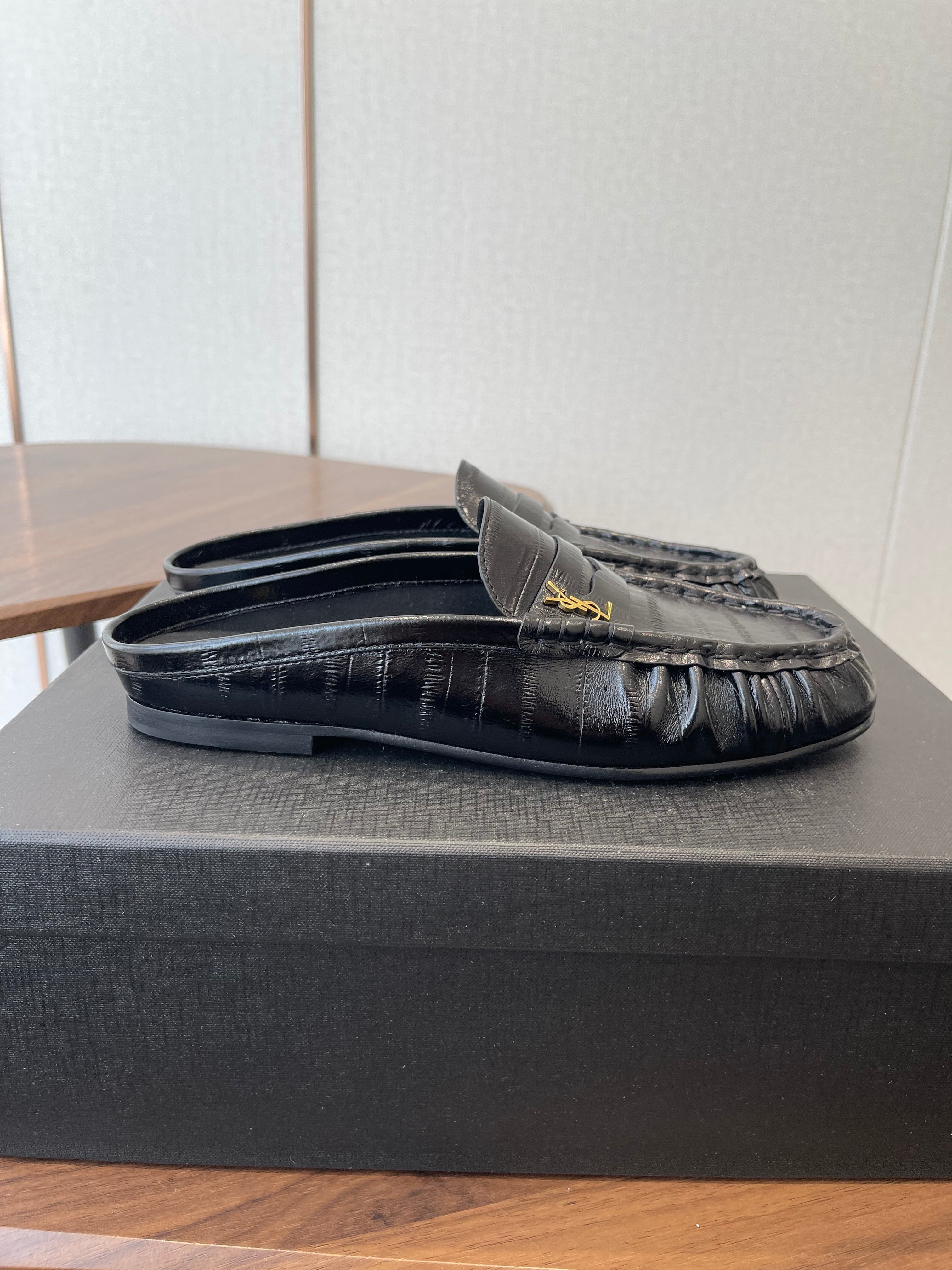 YSL 26S LOAFER MULES IN BLACK CALFSKIN
