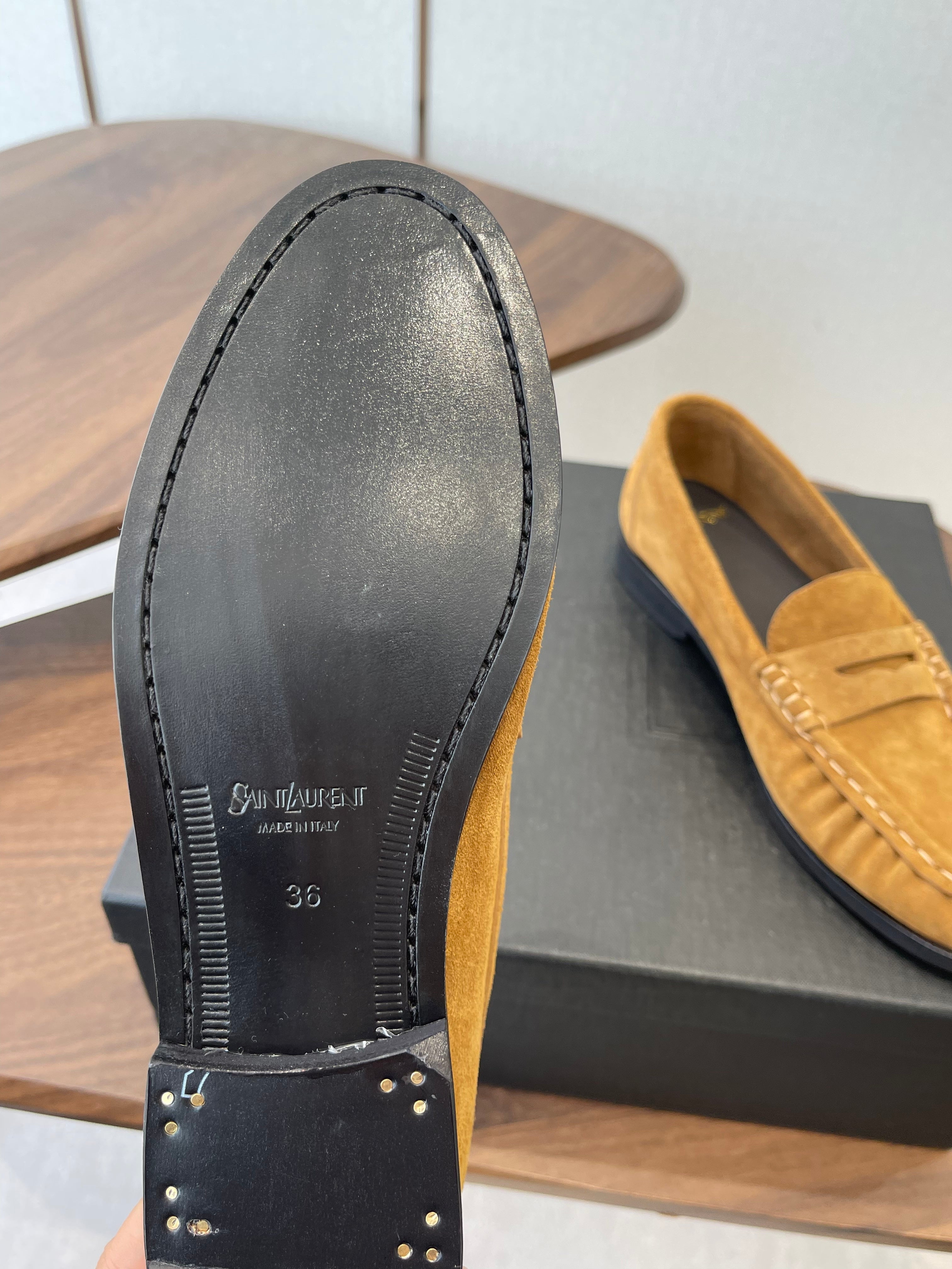 YSL 26S LOAFER IN CAMEL BROWN SUEDE