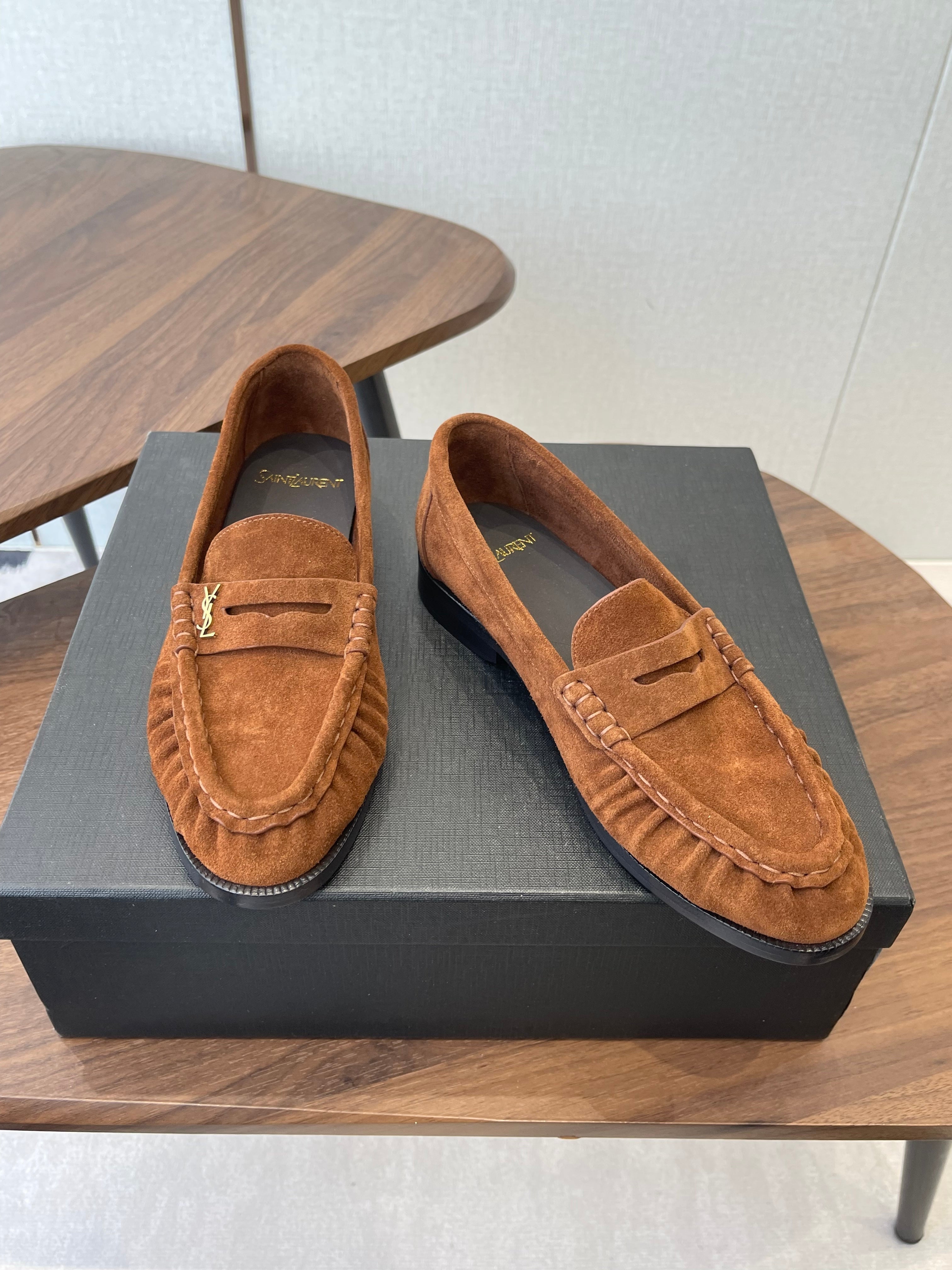 YSL 26S LOAFER IN BURNT ORANGE BROWN SUEDE