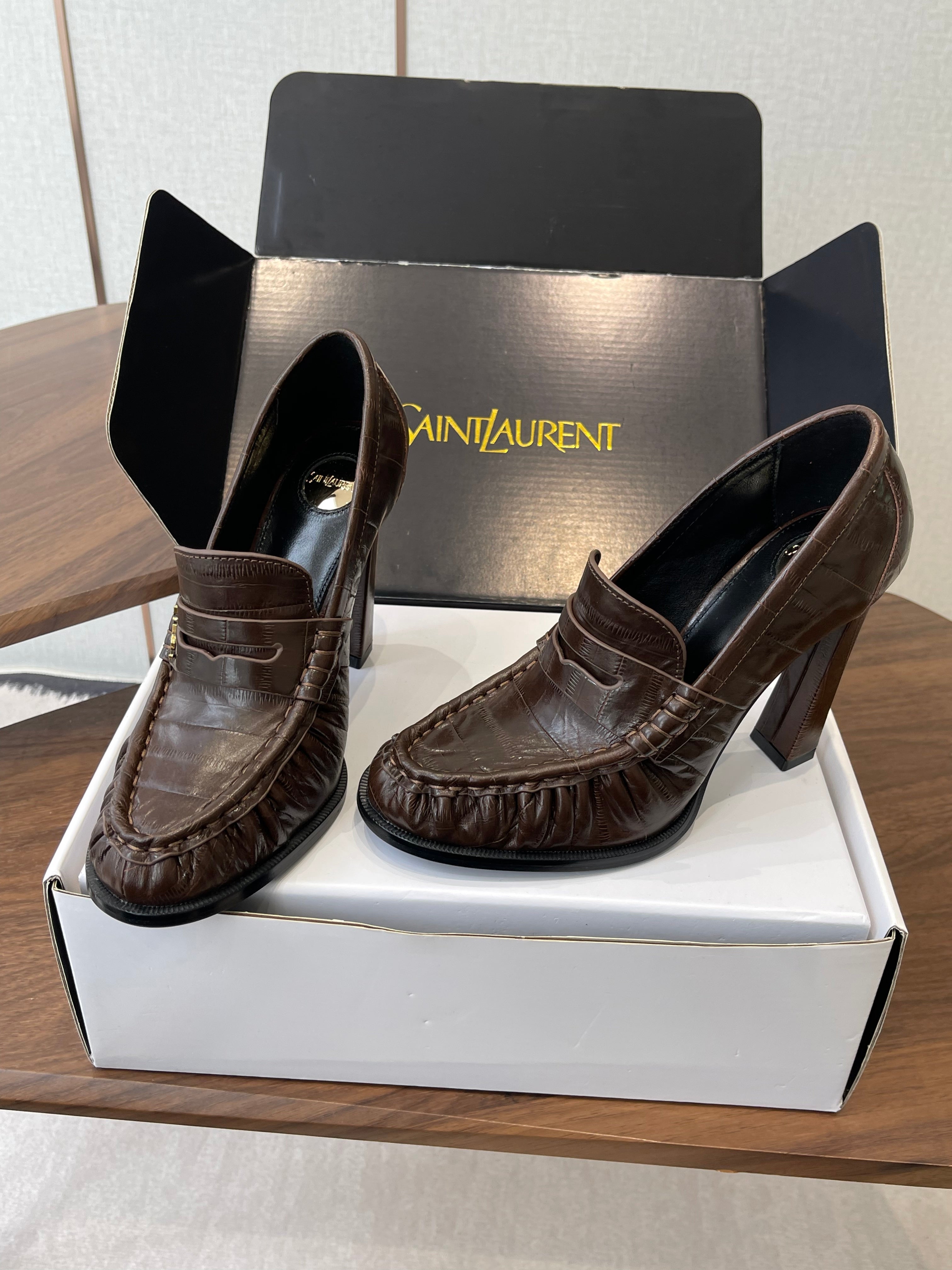 YSL 26S HEELED LOAFERS 100 MM IN DARK BROWN CALFSKIN