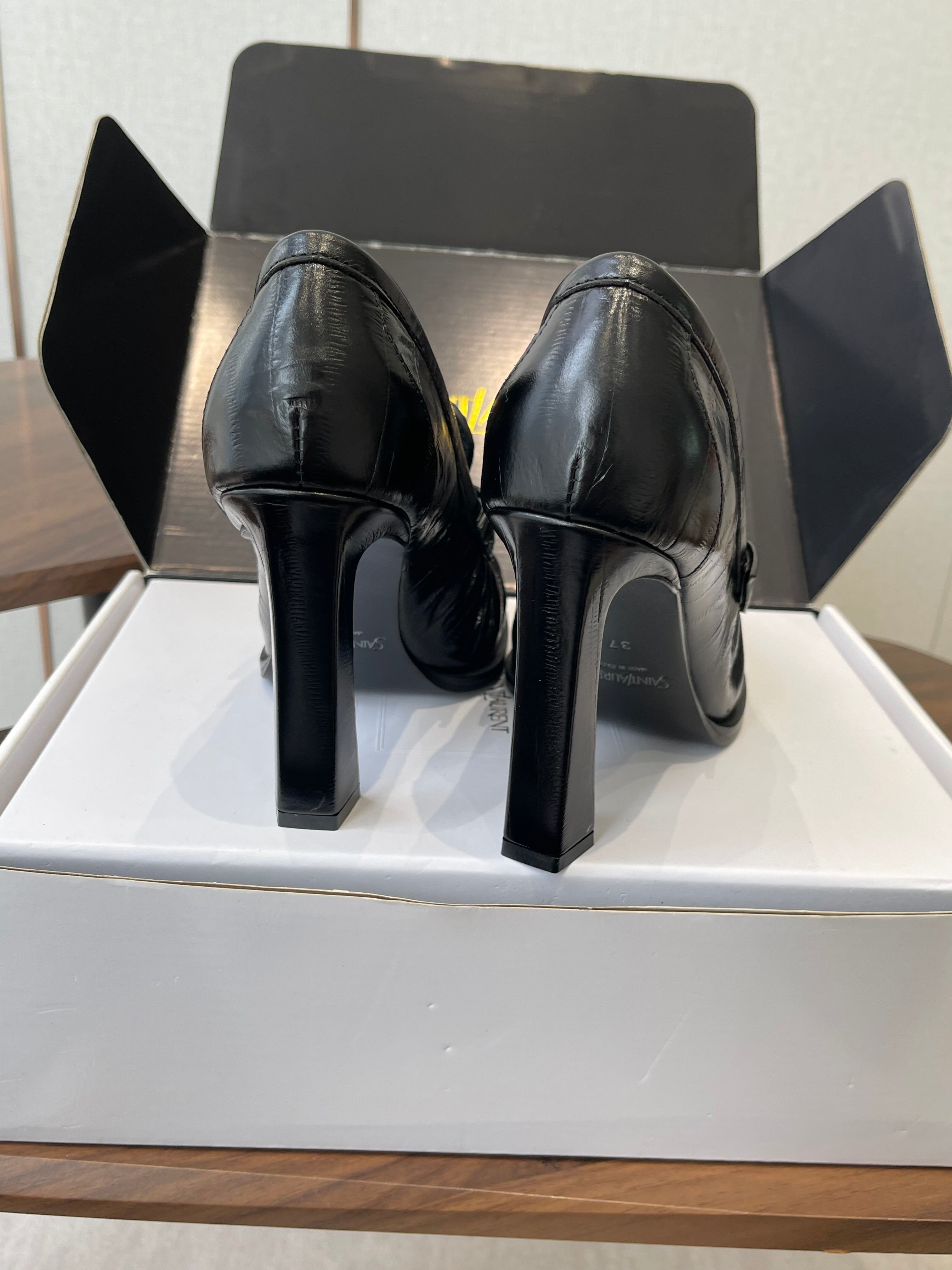 YSL 26S HEELED LOAFERS 100 MM IN BLACK SHINY CALFSKIN