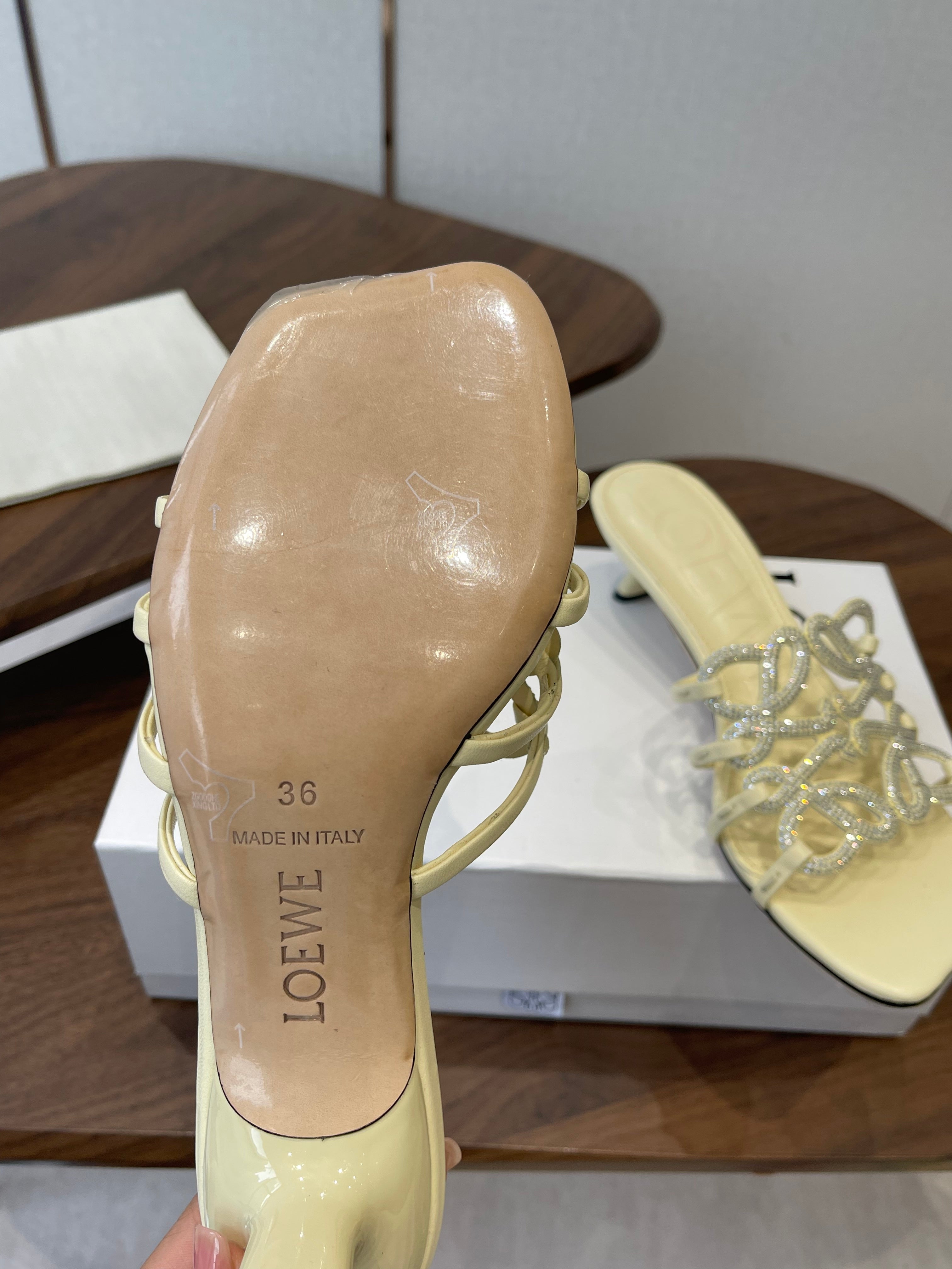 LOEWE 26S HIGH HEEL SANDALS IN LIGHT YELLOW CALFSKIN WITH CRYSTALS