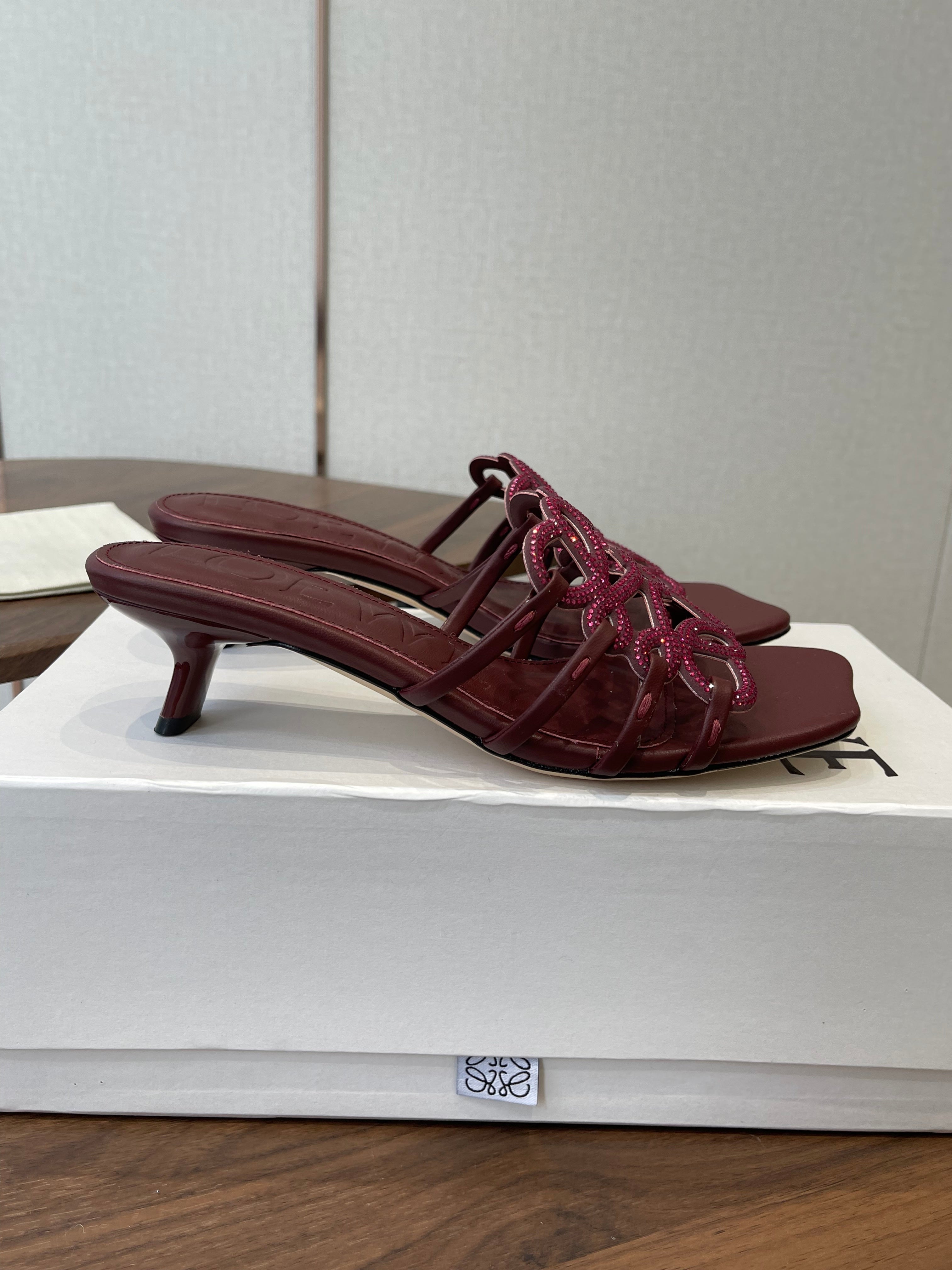 LOEWE 26S HIGH HEEL SANDALS IN WINE RED CALFSKIN WITH CRYSTALS