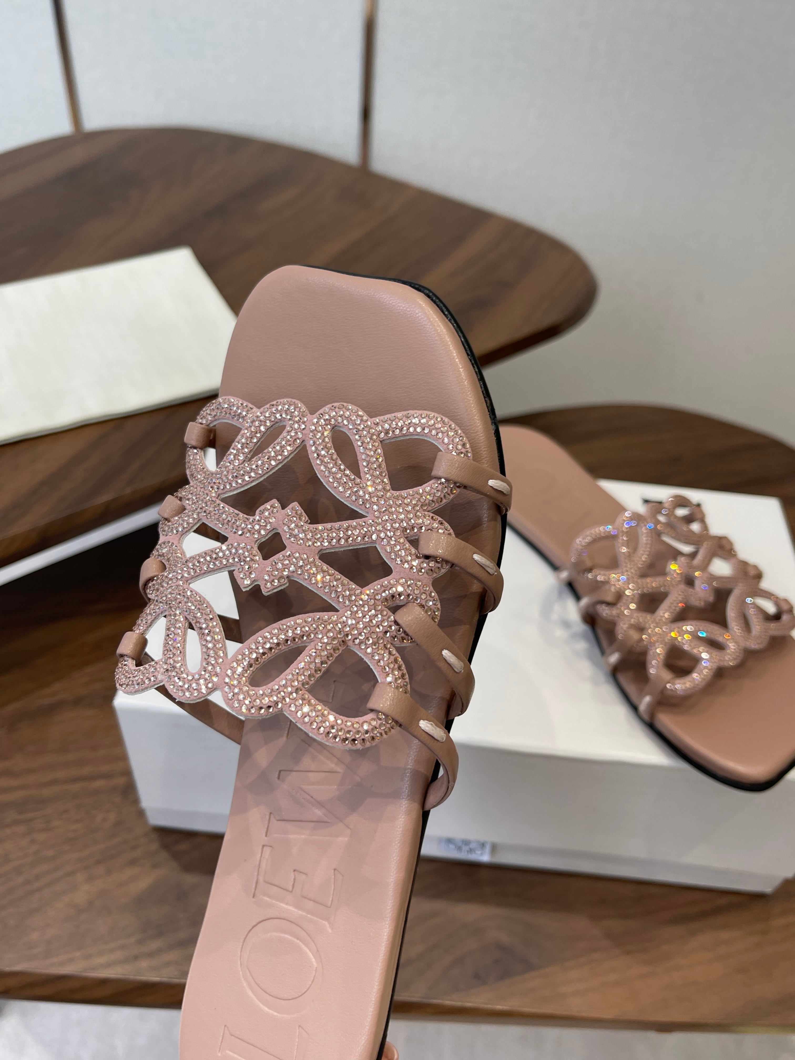 LOEWE 26S PETAL ANAGRAM SLIDE IN TAUPE BROWN CALFSKIN WITH CRYSTALS