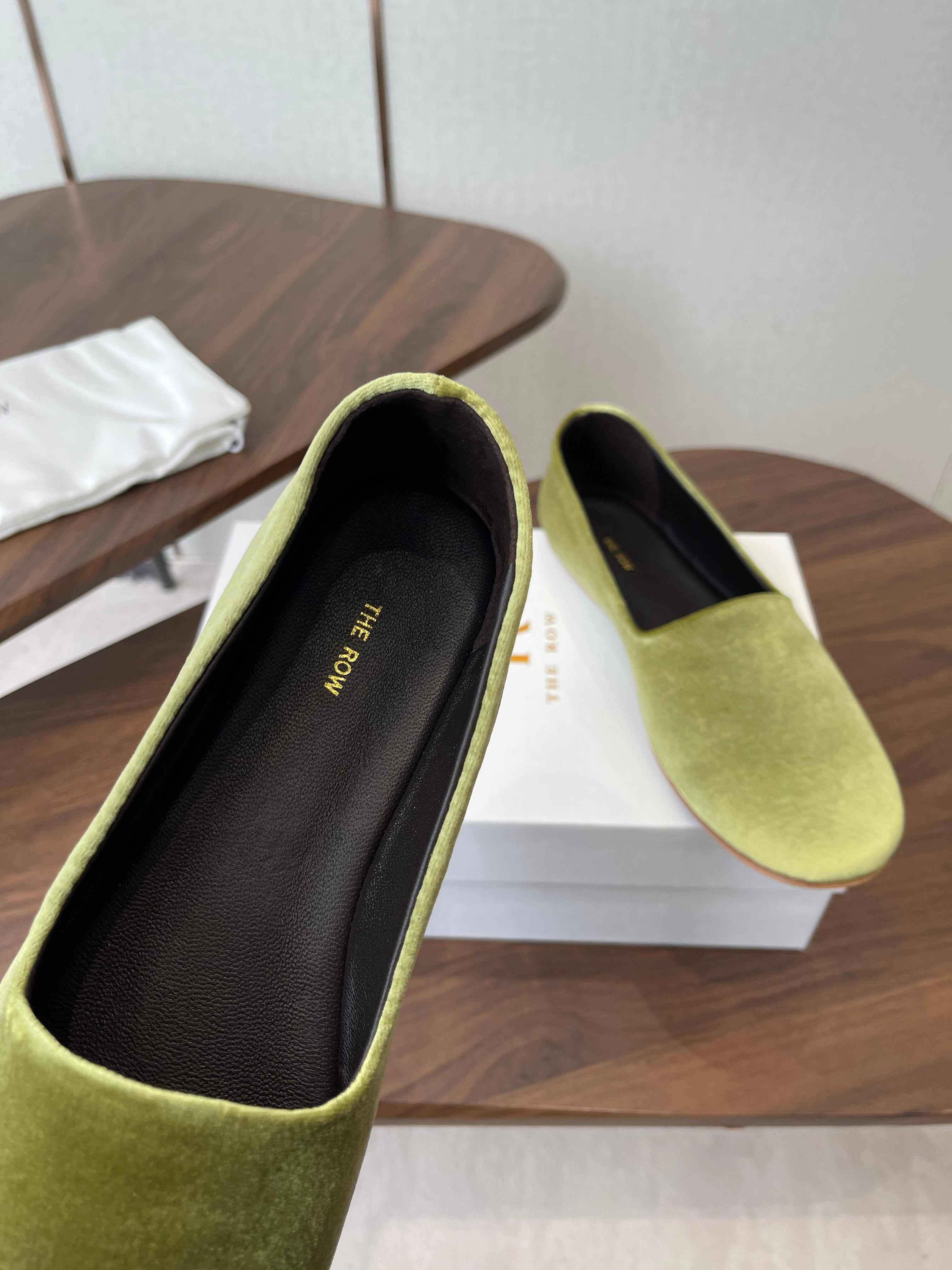 THE ROW 26S BALLET FLATS IN LIGHT OLIVE GREEN VELVET