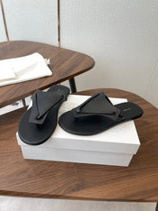 THE ROW 26S T STRAP THONG SANDALS IN BLACK CALFSKIN