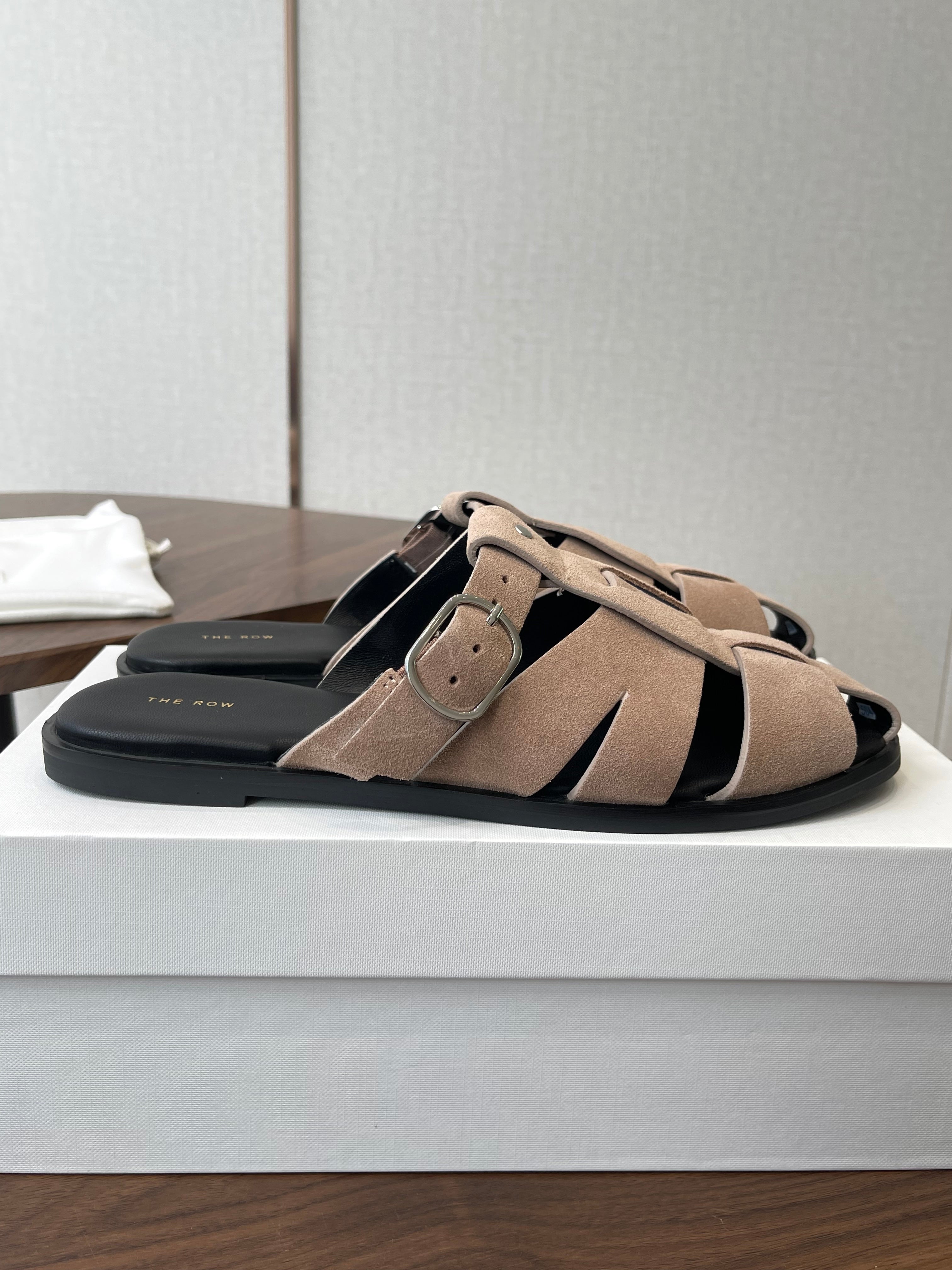 THE ROW 26S GLADIATOR SLIDE SANDALS IN TAUPE BEIGE SUEDE