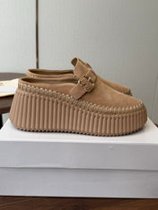 CHLOE 26S PLATFORM MULES IN NUDE BEIGE SUEDE