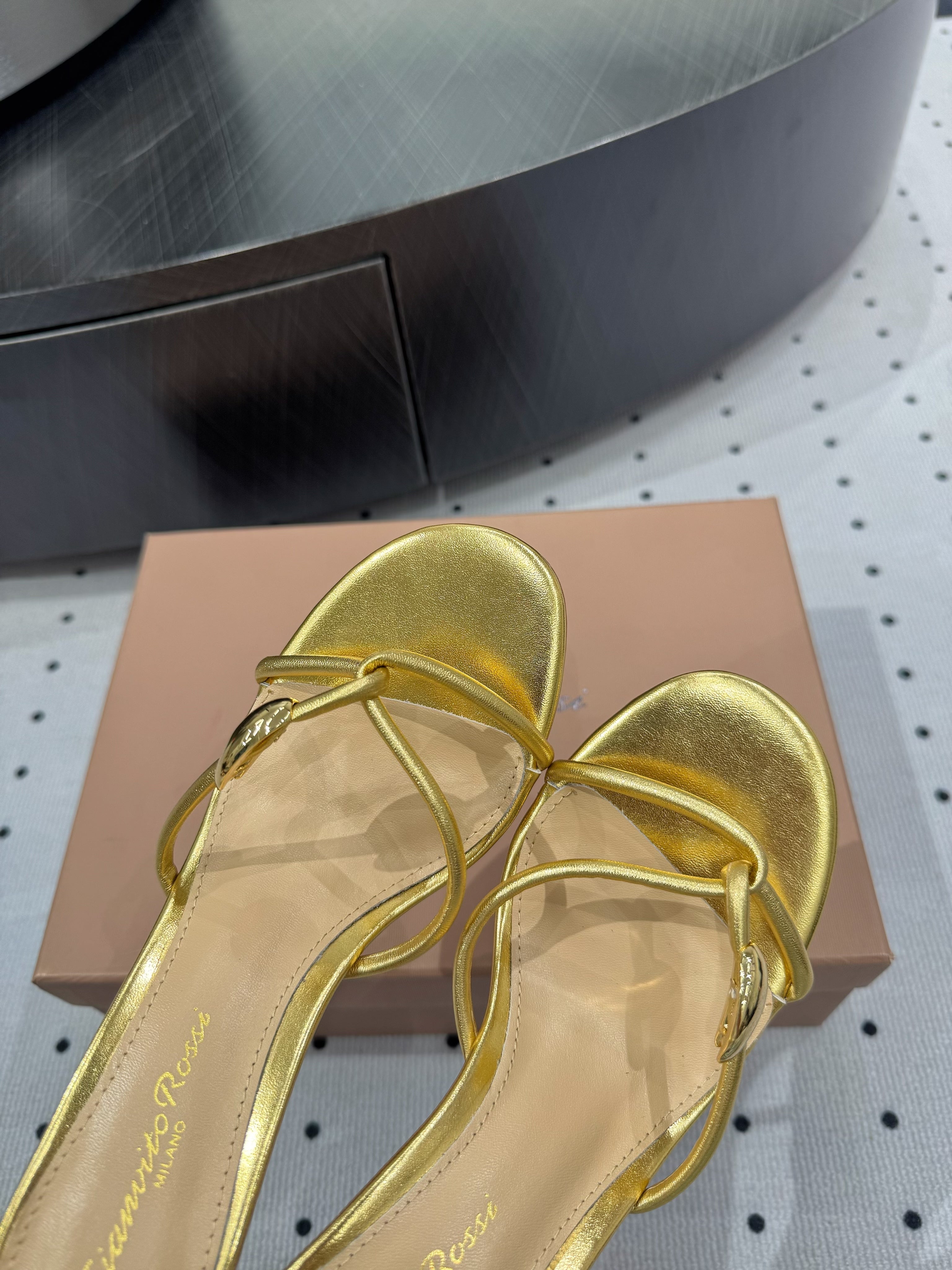 GIANVITO ROSSI 26S STRAPPY HEEL SANDALS 80 MM IN GOLD LAMBSKIN