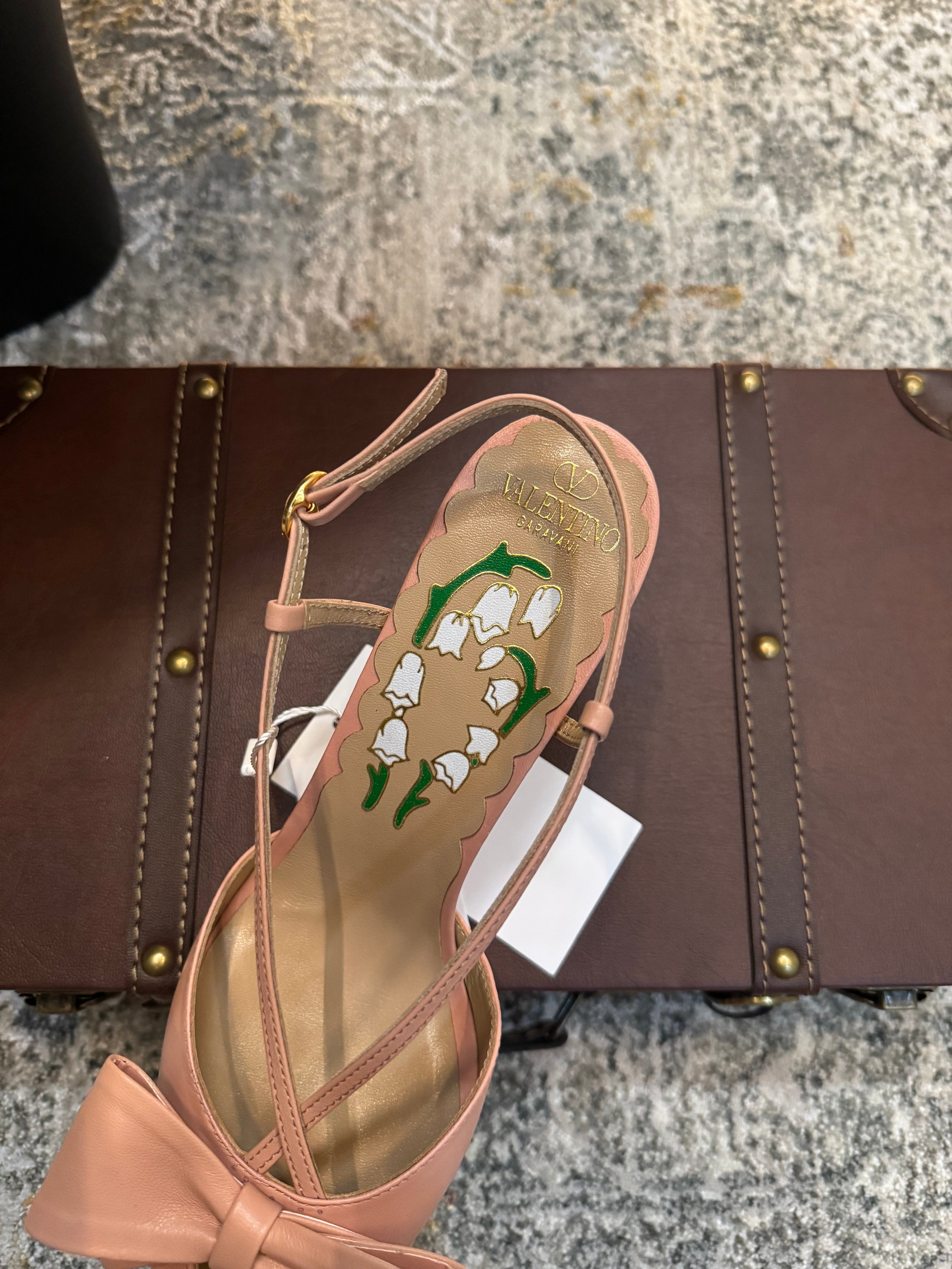 VLTN HIGH HEEL 25S 80 MM IN WARM CLAY PINK CALFSKIN WITH BOW