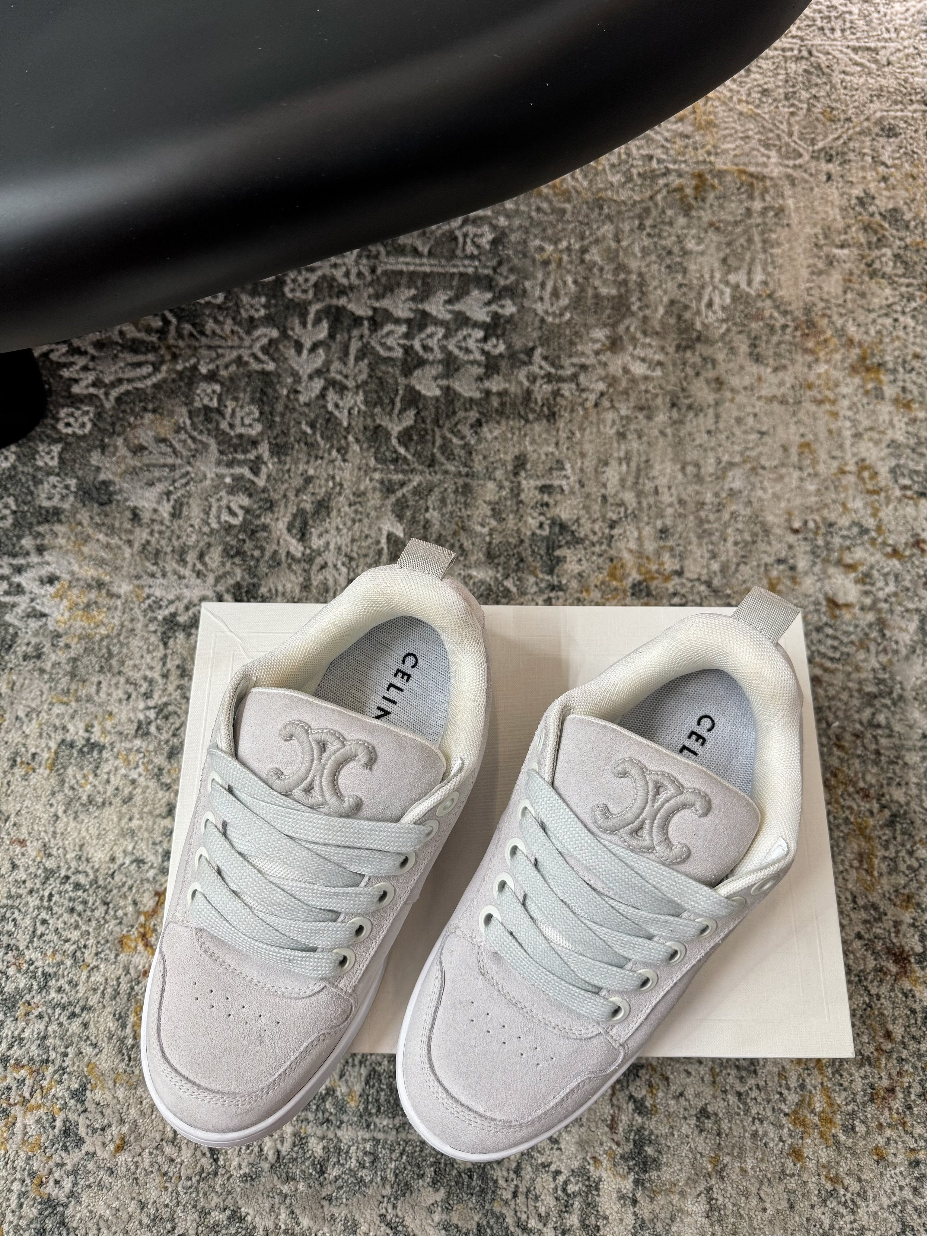 CELINE 26S SNEAKER IN LIGHT GREY SUEDE
