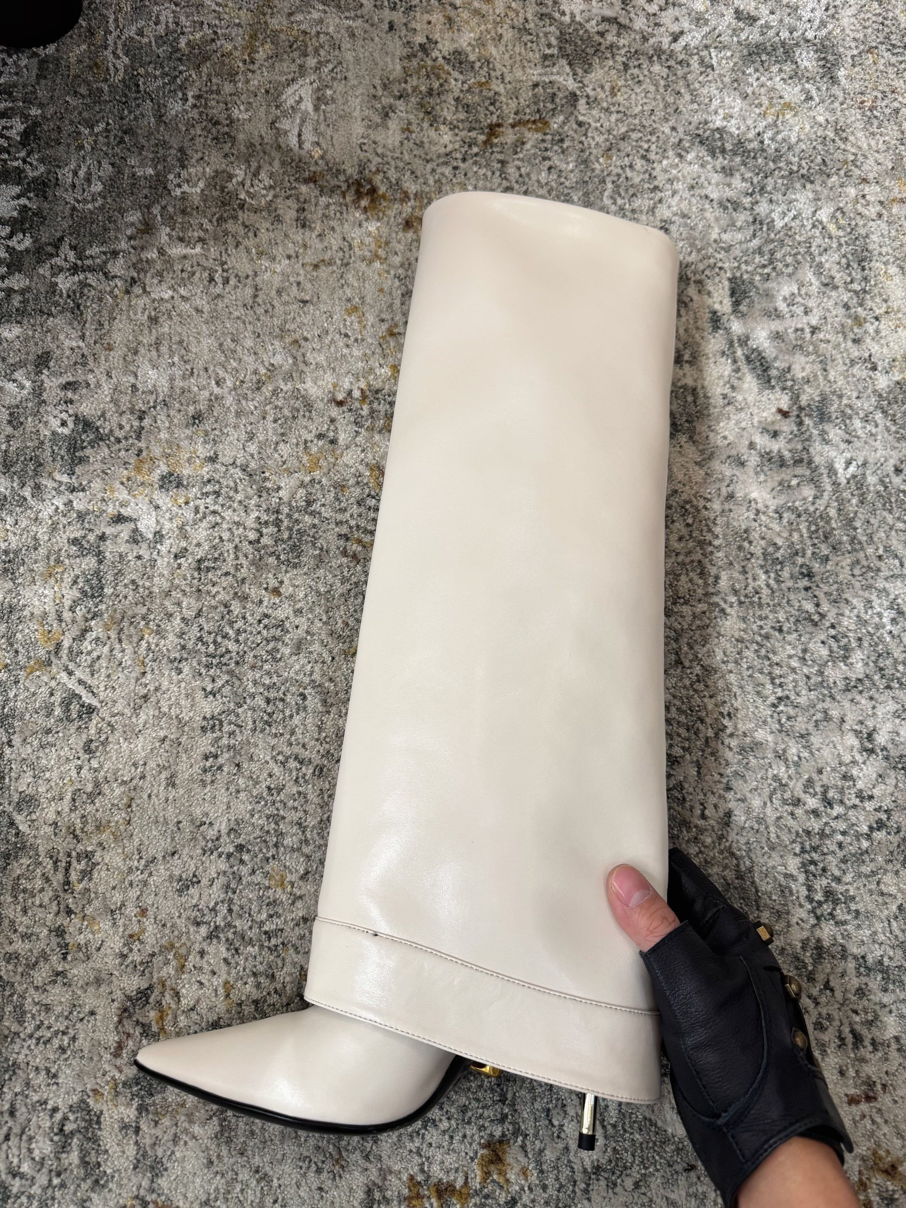 BALMAIN 26S BOOT 85 MM IN CREAM WHITE CALFSKIN