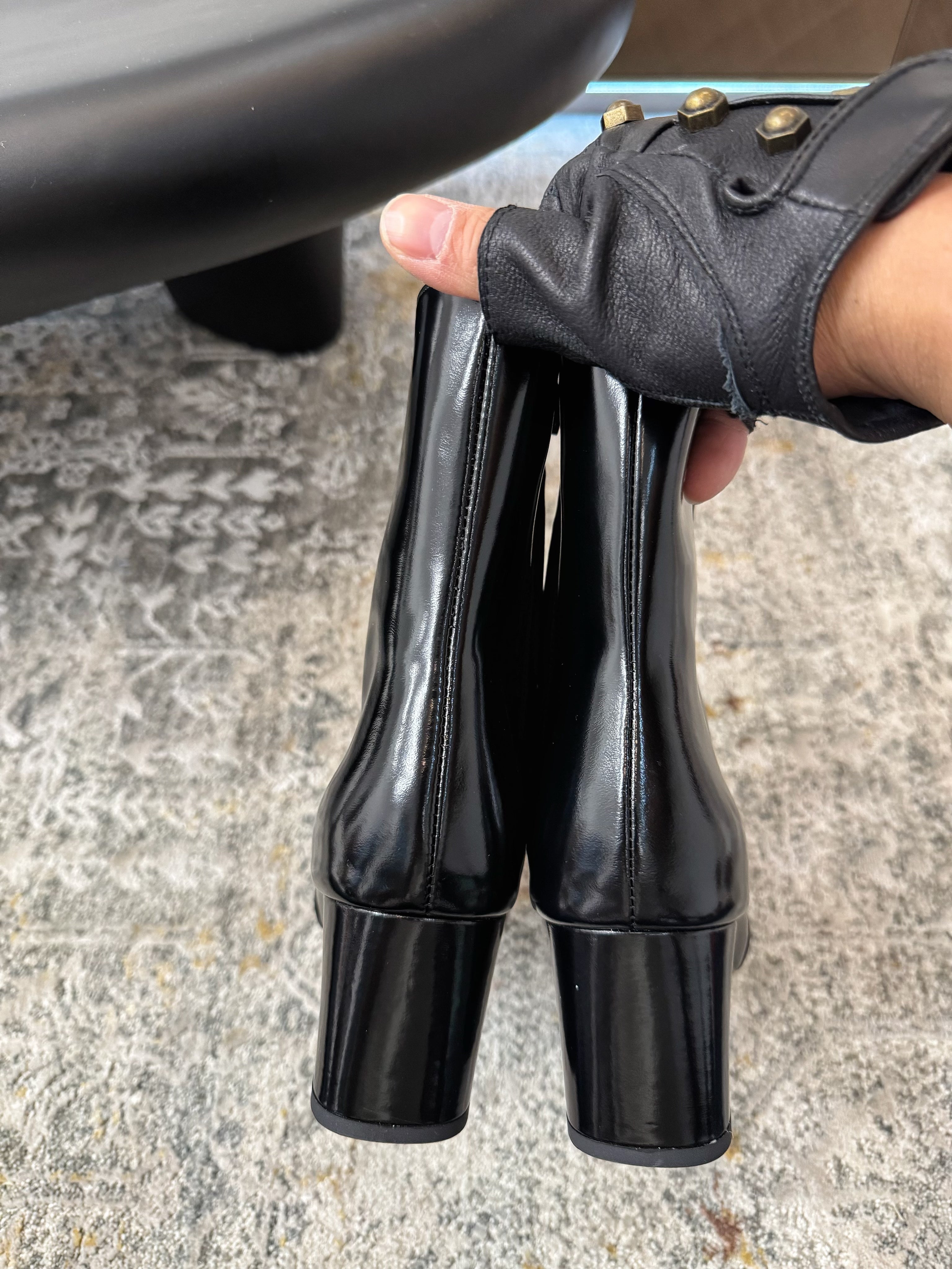 YSL 26S ANKLE BOOTS 70 MM IN BLACK SHINY CALFSKIN